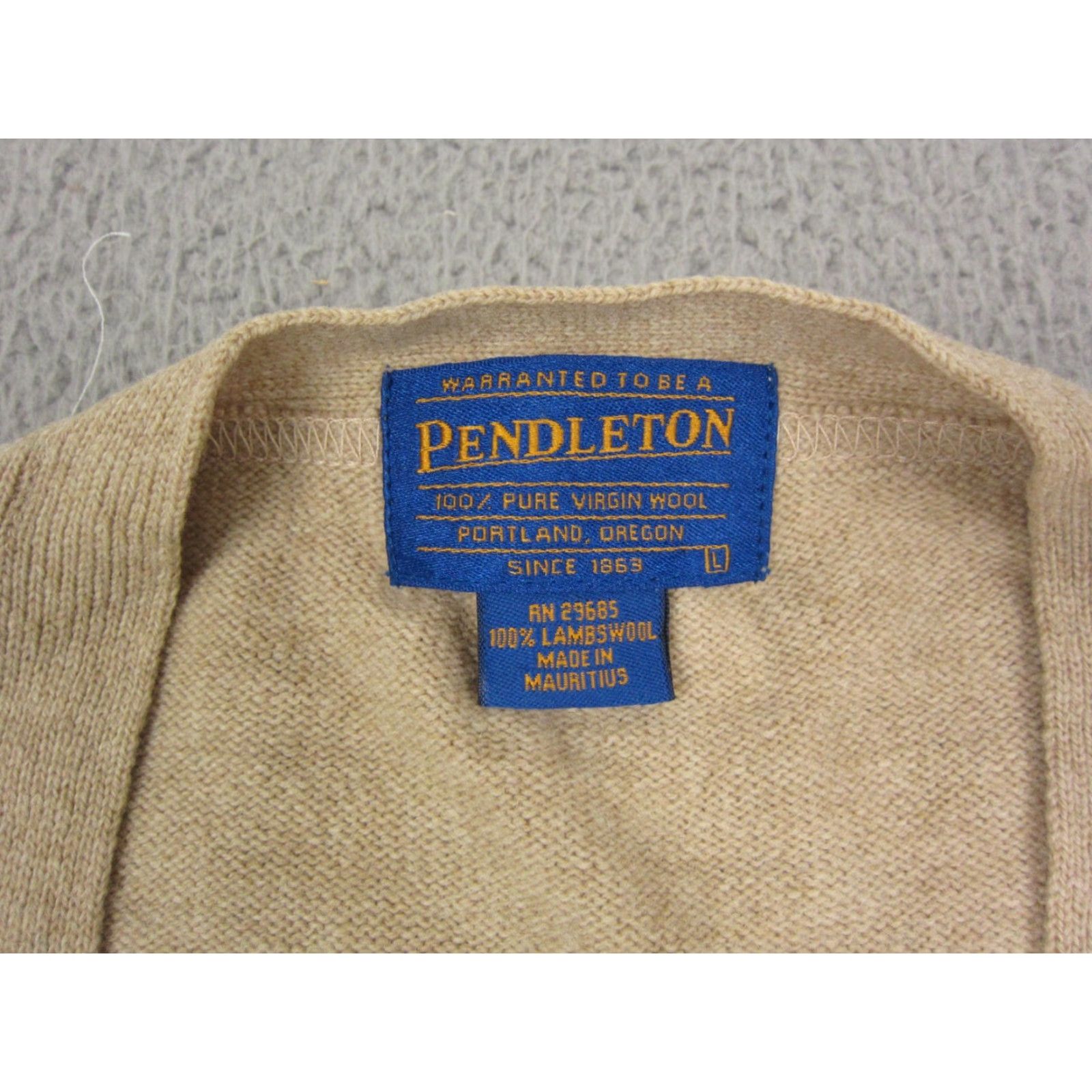Pendleton VINTAGE Pendleton Cardigan Mens L Brown 100% Wool Knit Sweater 80s 90s Button Knit Wool Casual Formal Travel Mens Size US L / EU 52-54 / 3 - 4 Thumbnail