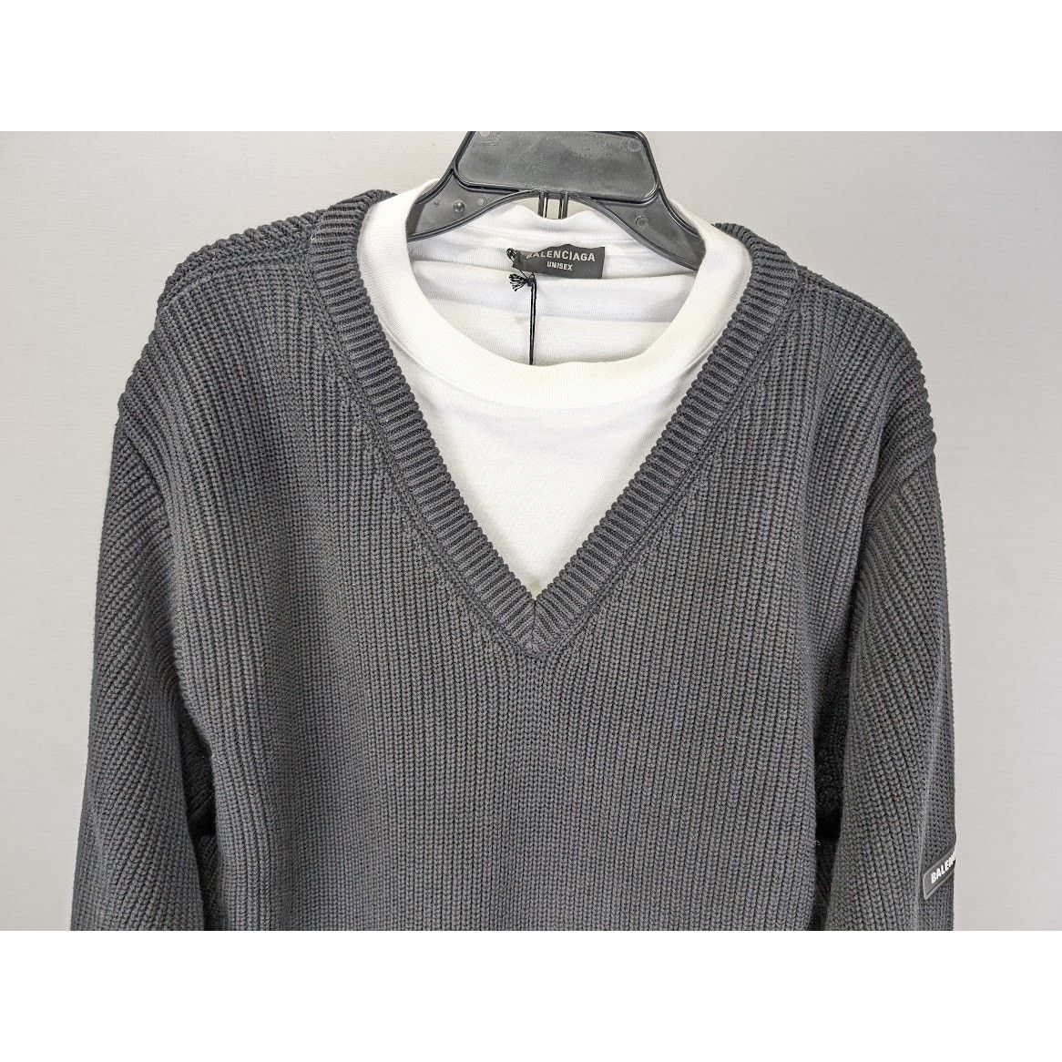 Balenciaga o1rshd1 Wool Rib Knitwear Layered T-Shirt V-Neck Black/White Size US S / EU 44-46 / 1 - 3 Thumbnail