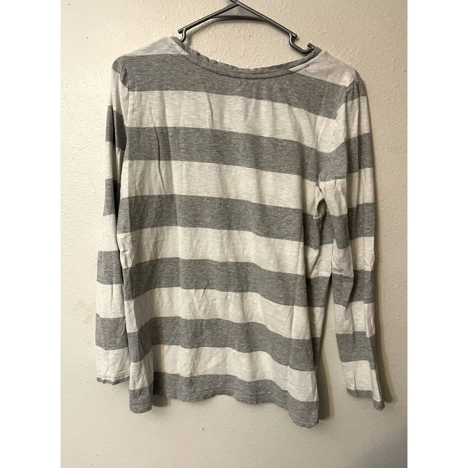 Gap Gap Maternity The Essential Crew Neck T-Shirt M Gray Striped Long Sleeve Cotton Women Size M / US 6-8 / IT 42-44 - 2 Thumbnail