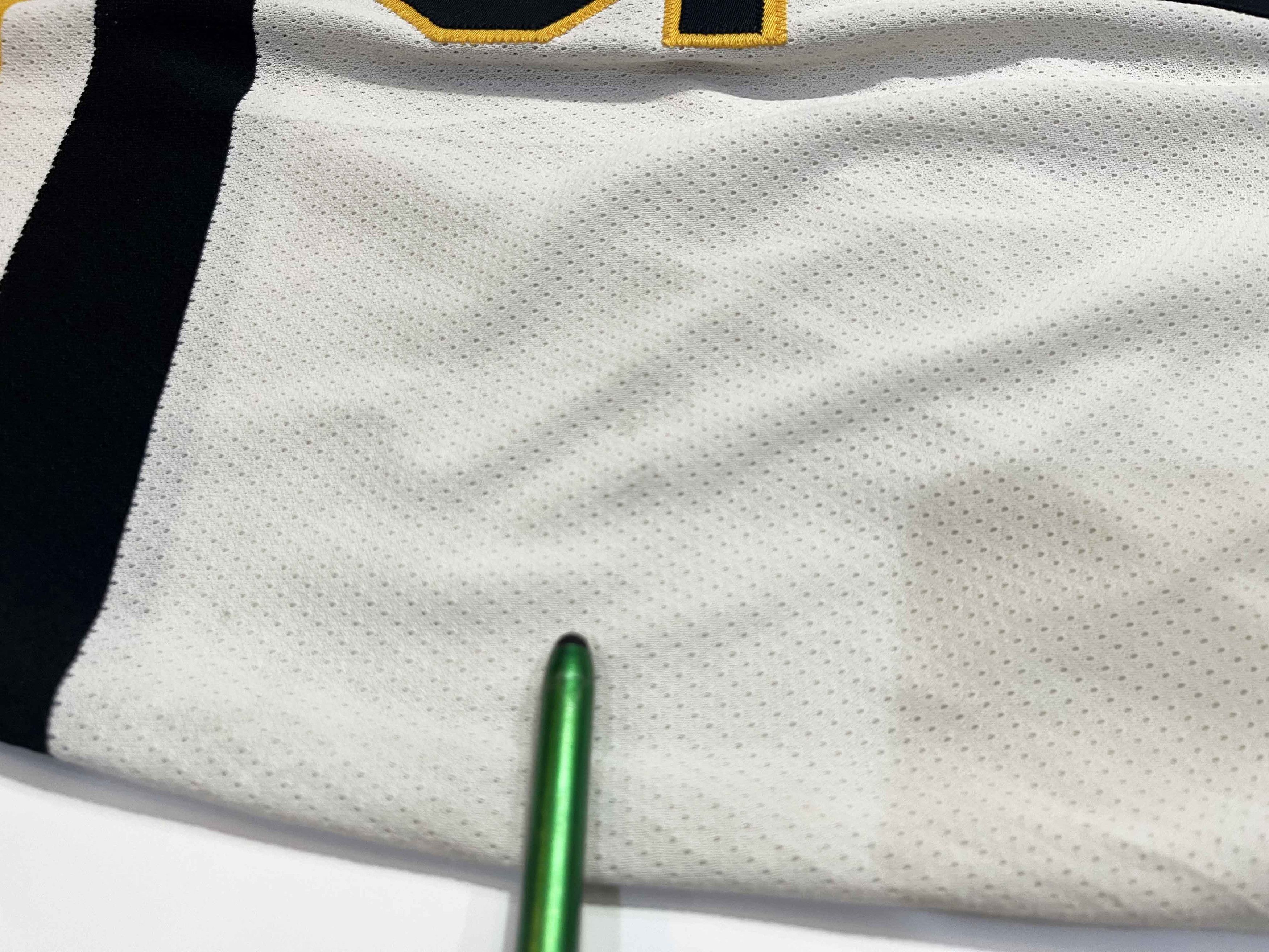 Ccm Vtg CCM Pittsburgh Penguins McEACHERN #15 NHL Hockey Jersey Size US M / EU 48-50 / 2 - 10 Thumbnail