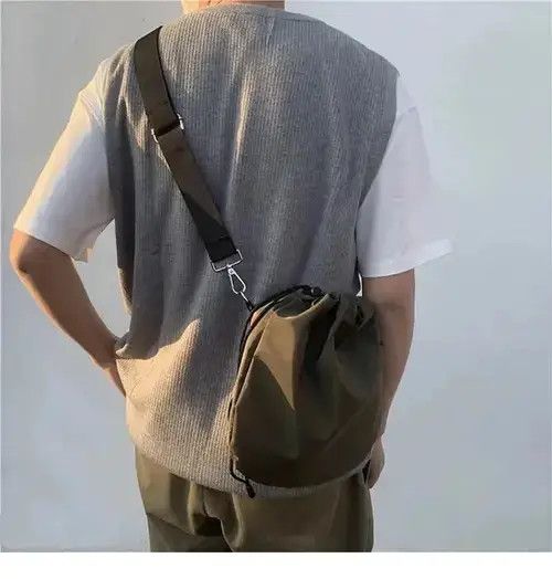 Pocket Travel Shoulder Bag in Green, Men's