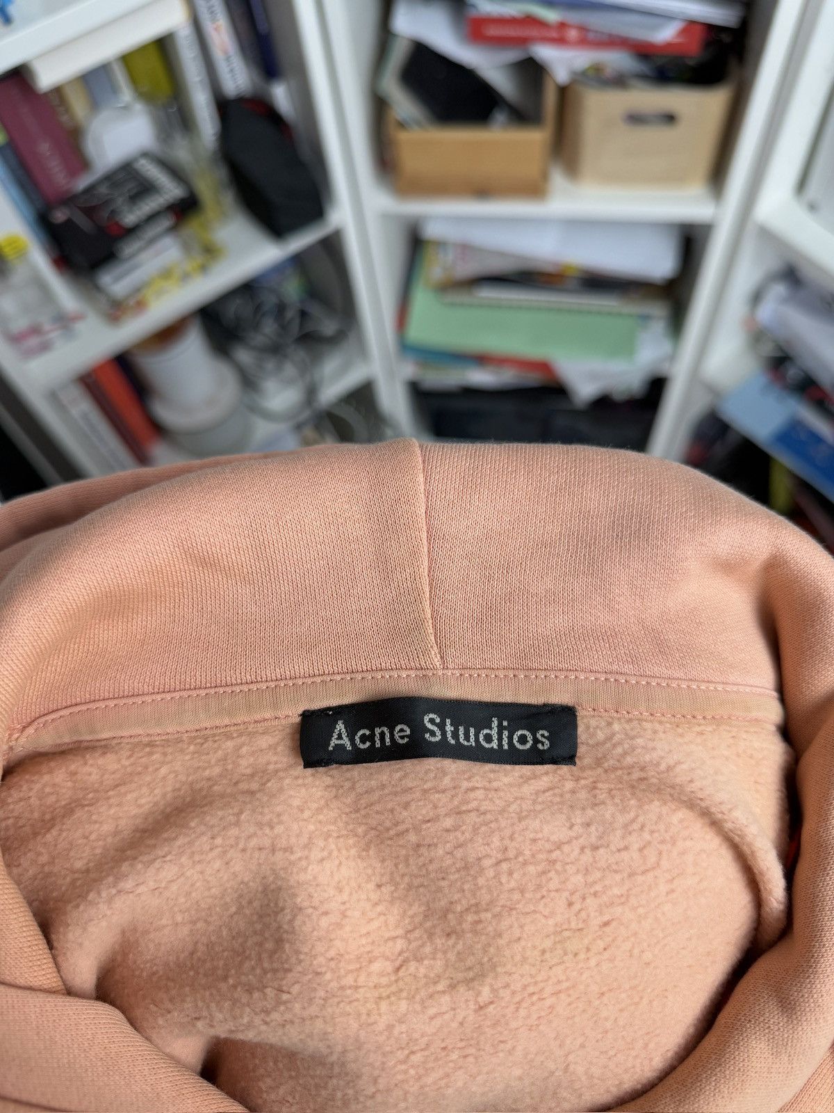 Acne Studios × Designer Acne Studios face logo peach hoodie XS fit S streetwear Size US S / EU 44-46 / 1 - 4 Thumbnail