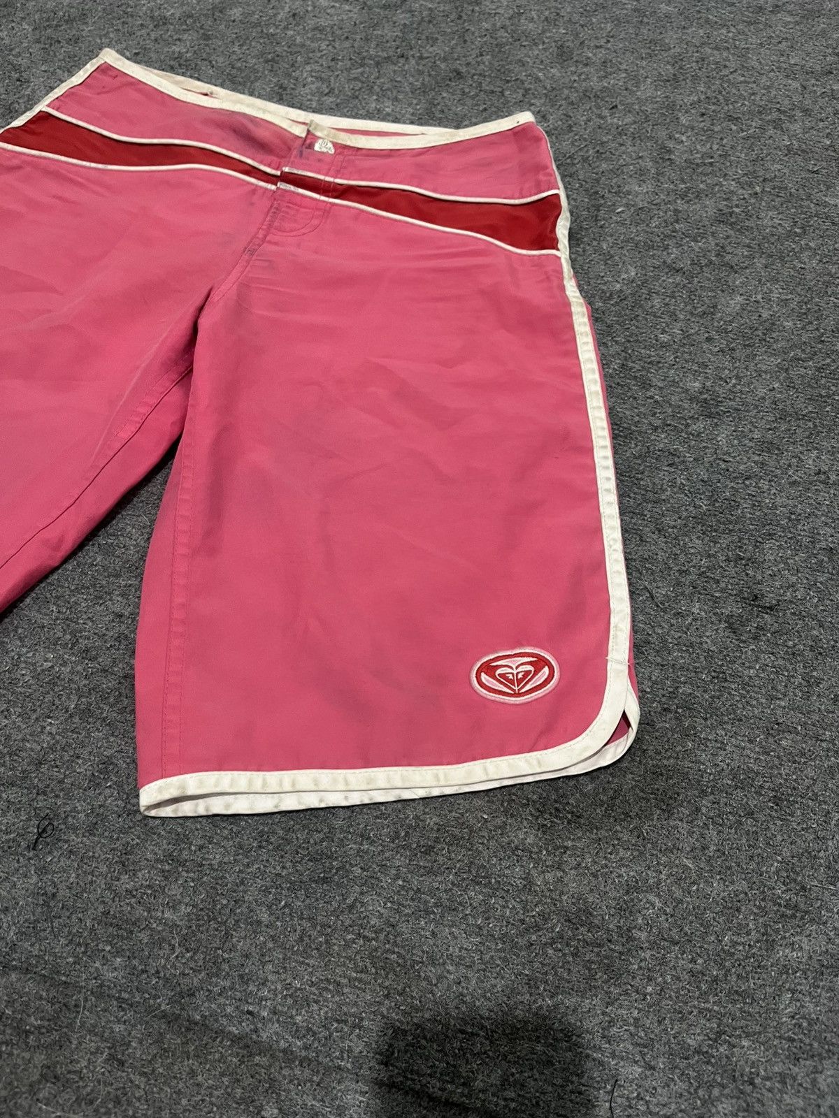 Japanese Brand VINTAGE Y2K ICON! Roxy Board Shorts Hot Pink Contrast Red Size US 29 - 4 Thumbnail