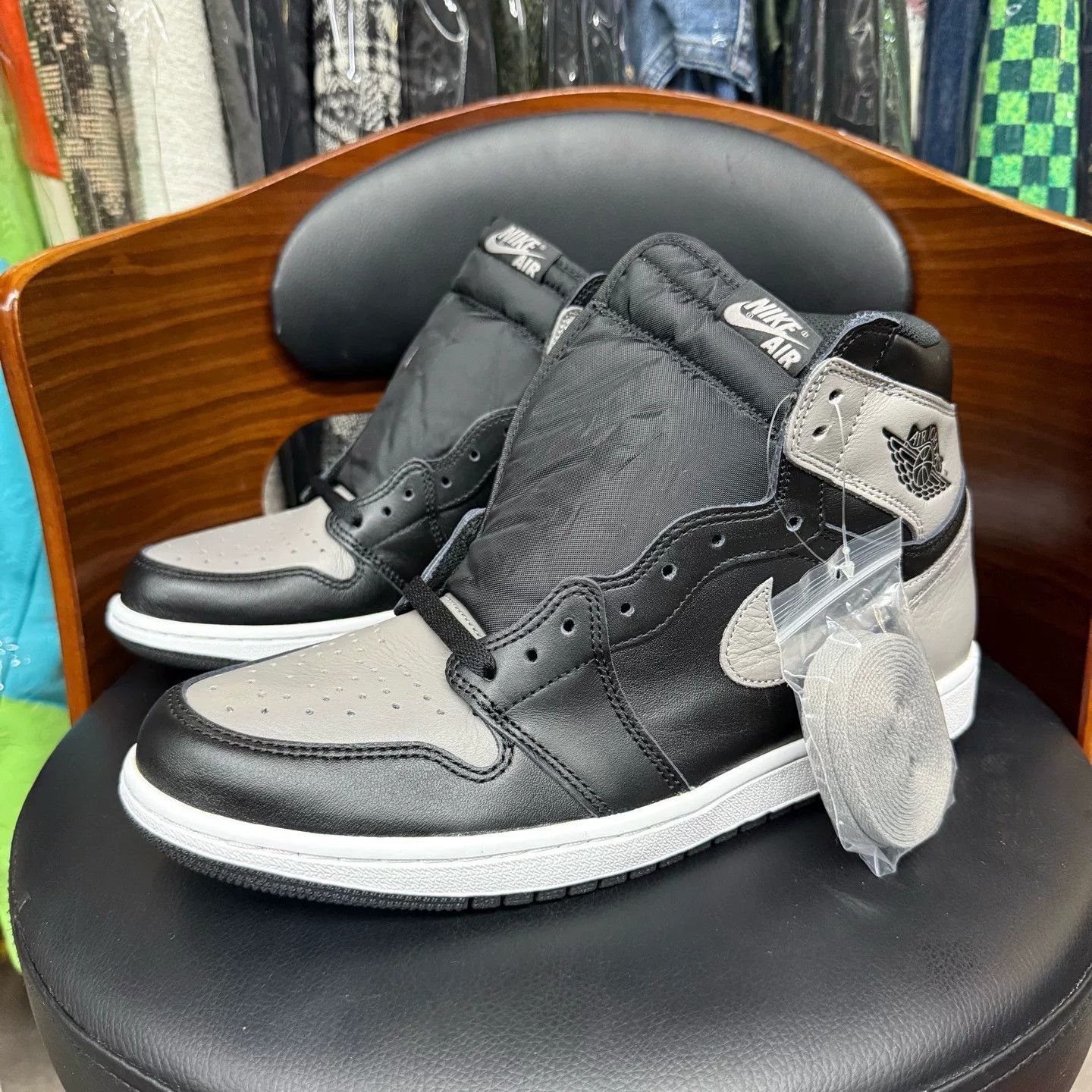 Nike Nike AJ1 Gray Lowtop Sneakers 44.5 Men Size US 11 / EU 44 - 1 Thumbnail