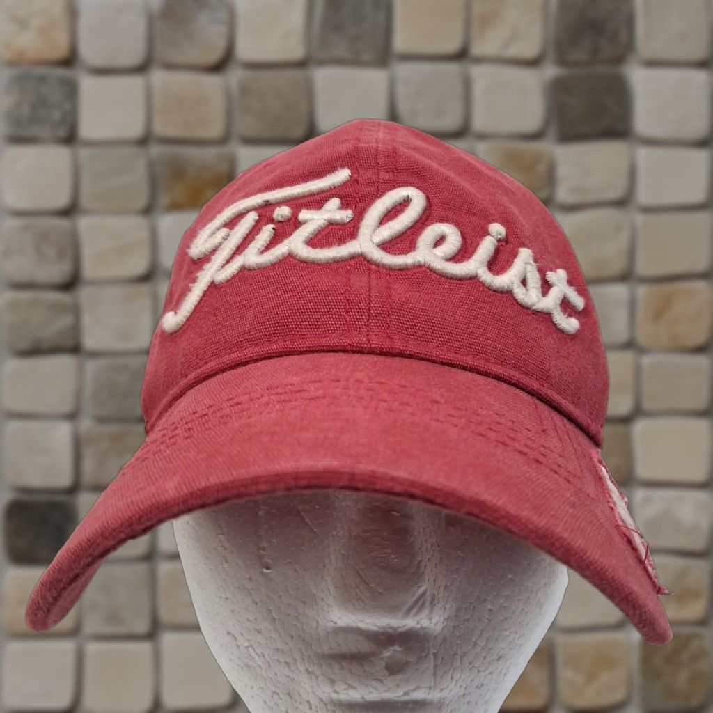Titleist VINTAGE Titleist Golf Hat Cap Maroon Cotton Canvas Strapback Distressed Embroidered Men One Size Golfing Accessories Size ONE SIZE - 1 Thumbnail