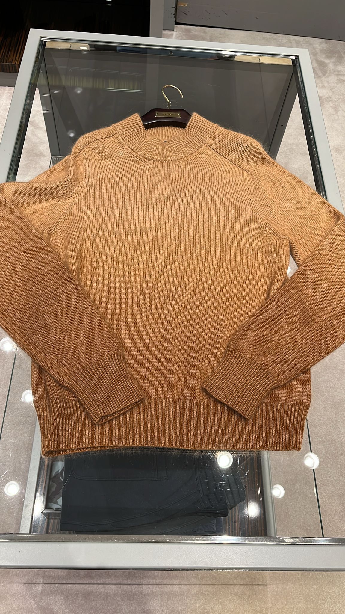 Tom Ford NWT Tom Ford TFK422 Sweater Knitwear Cashmere Sz 42 52 L Size US L / EU 52-54 / 3 - 2 Thumbnail