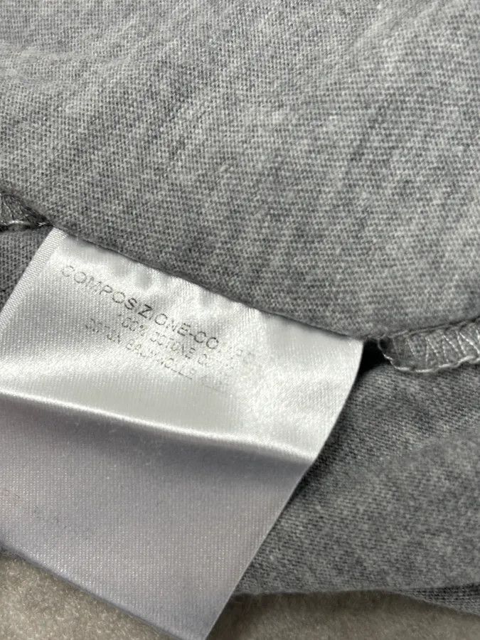 Gucci SS2008 Gucci Grey V-Neck Bird T-Shirt Size S / US 4 / IT 40 - 10 Thumbnail