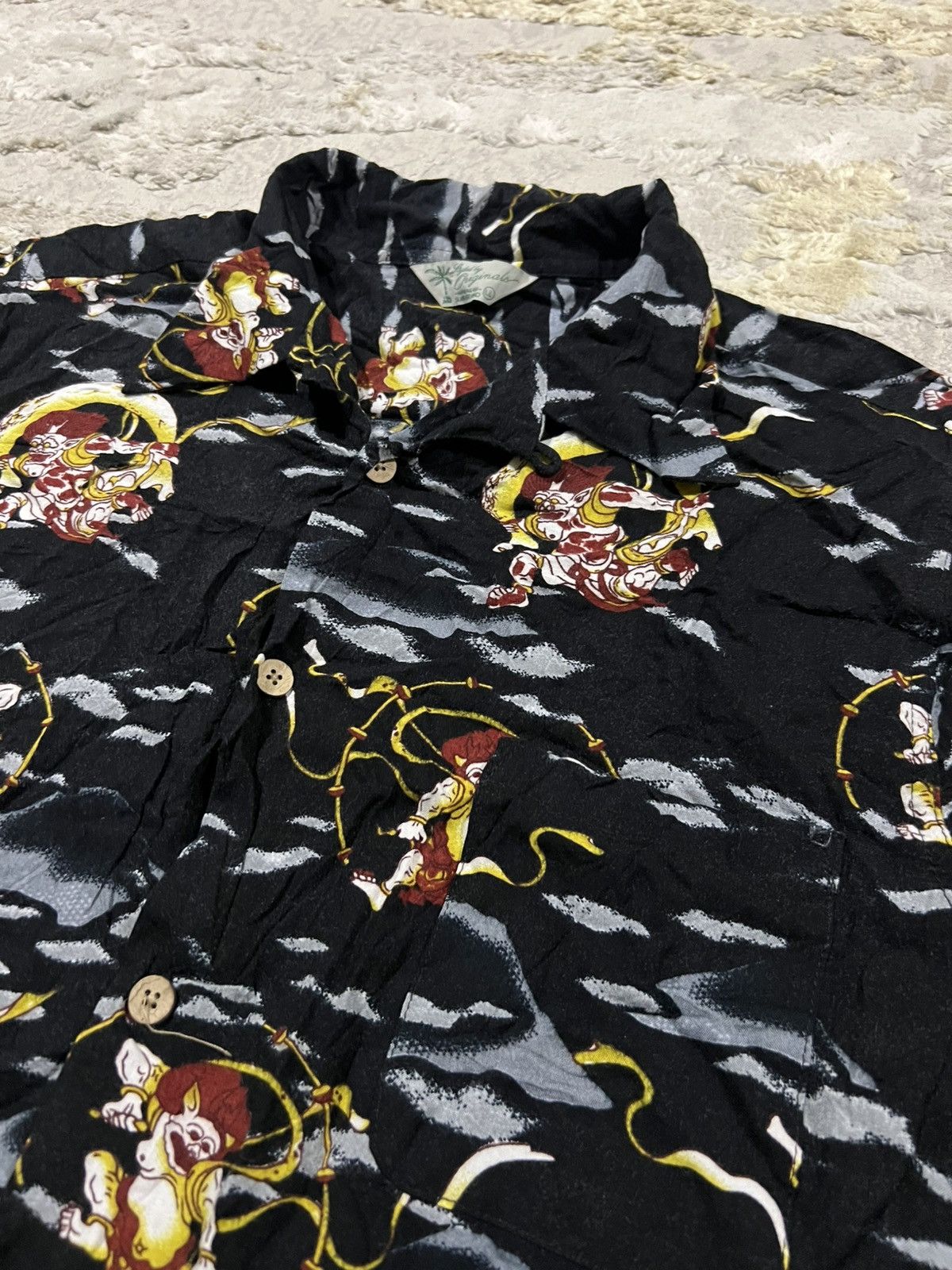 Sun Surf Vintage Japanese Raijin & Fujin God Rayon Hawaiian Shirt Size US L / EU 52-54 / 3 - 1 Thumbnail