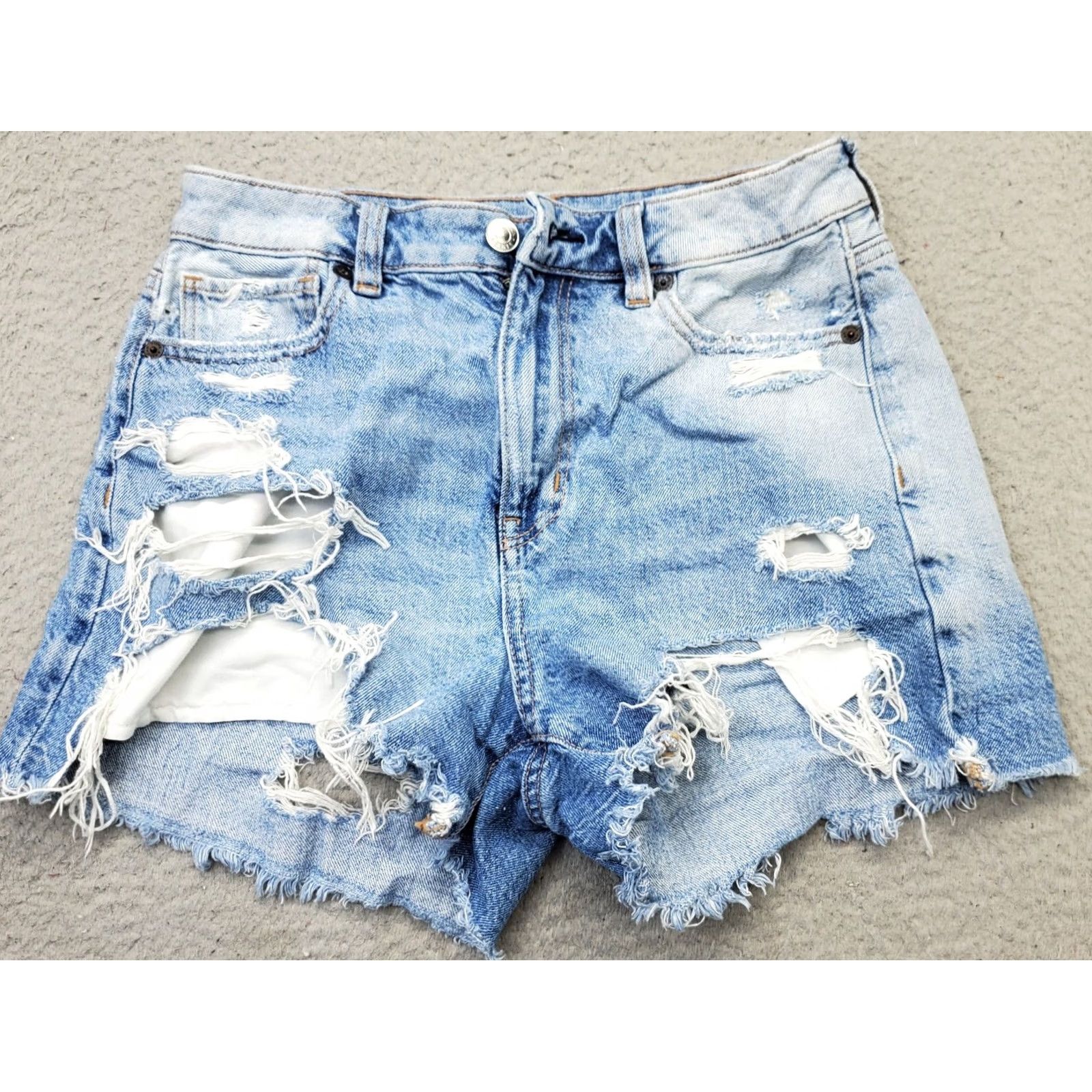 American Eagle Outfitters American Eagle Outfitters Womens 2 Blue Denim 5-Pocket Design Mom Shorts Adult Size 2 Blue Denim Shorts Size 26" / US 2 / IT 38 - 2 Thumbnail