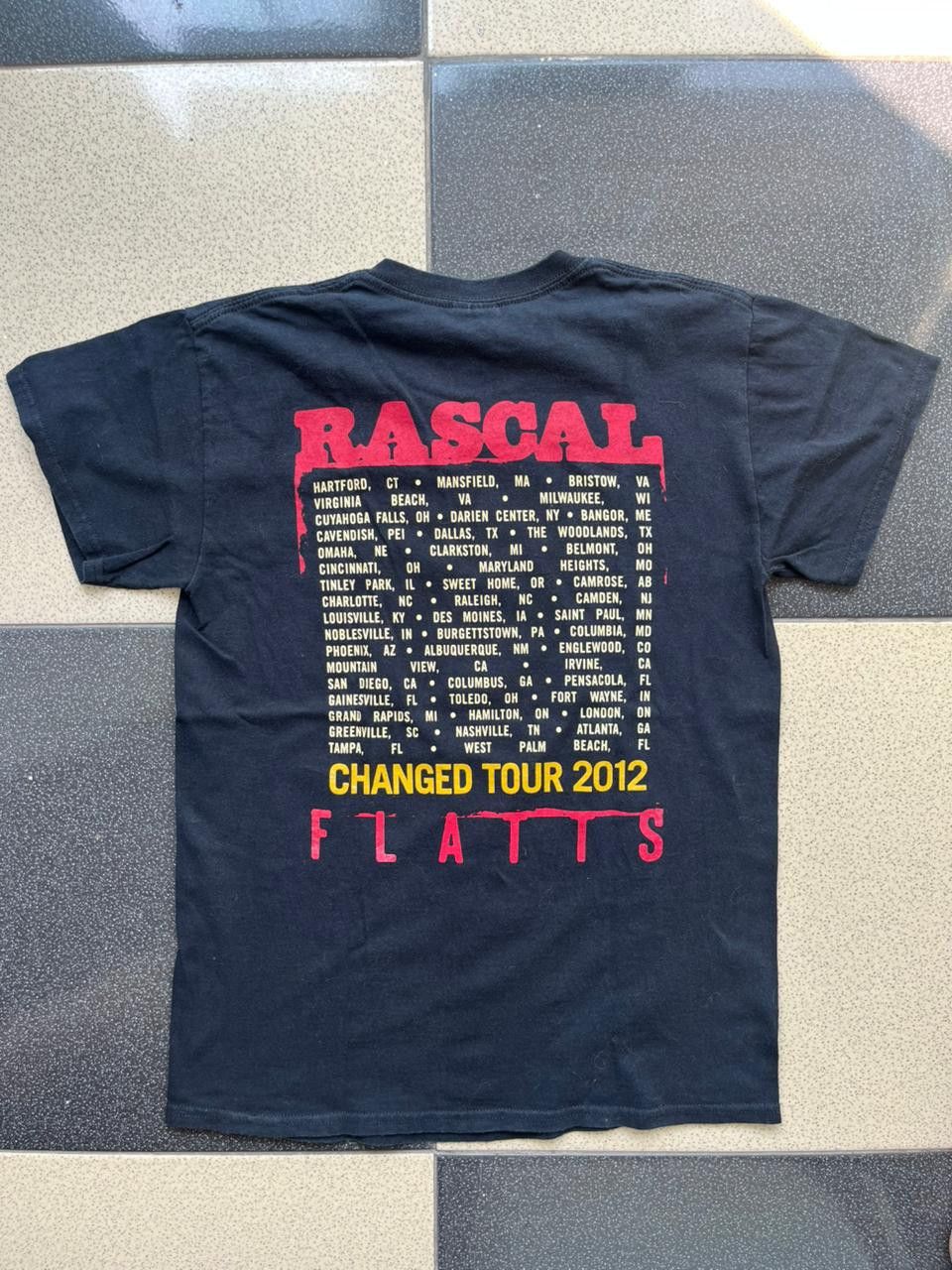 Gildan Rascal Band Tour 2012 tee Size US S / EU 44-46 / 1 - 2 Thumbnail