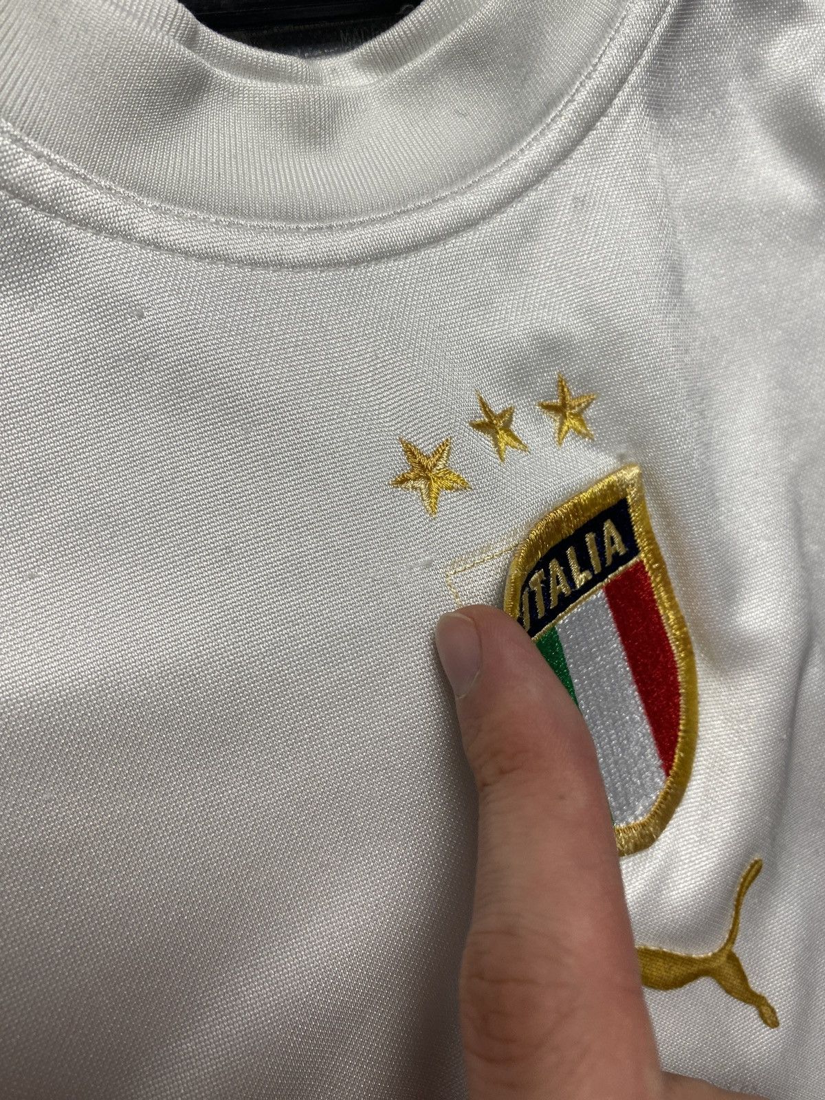 Vintage Vintage Italy 🇮🇹 central logo jersey Italia rare Size US L / EU 52-54 / 3 - 5 Thumbnail