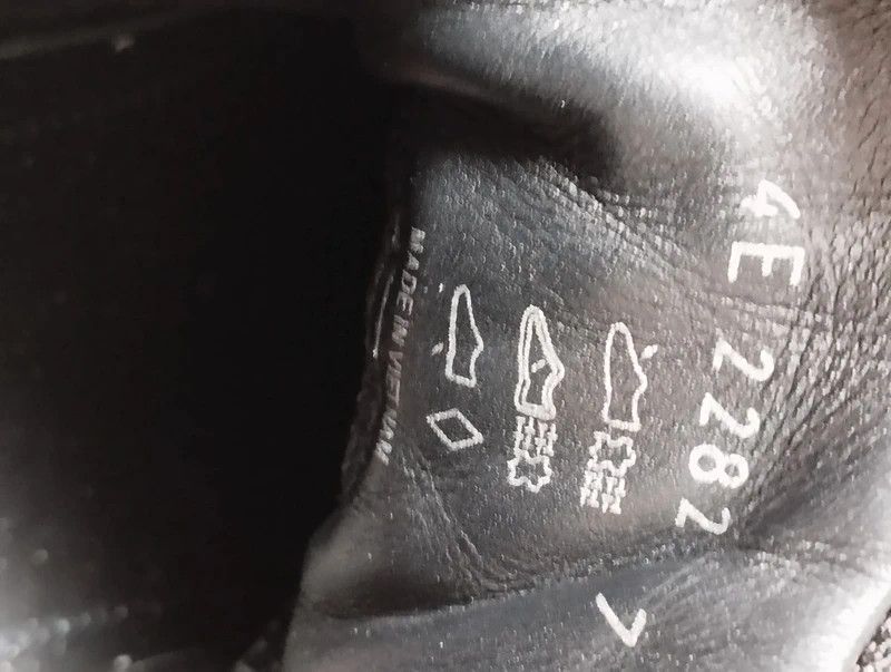 Prada Prada Linea Rossa Pullup 4 sneaker size 7 vintage shoes Size US 8 / EU 41 - 11 Thumbnail