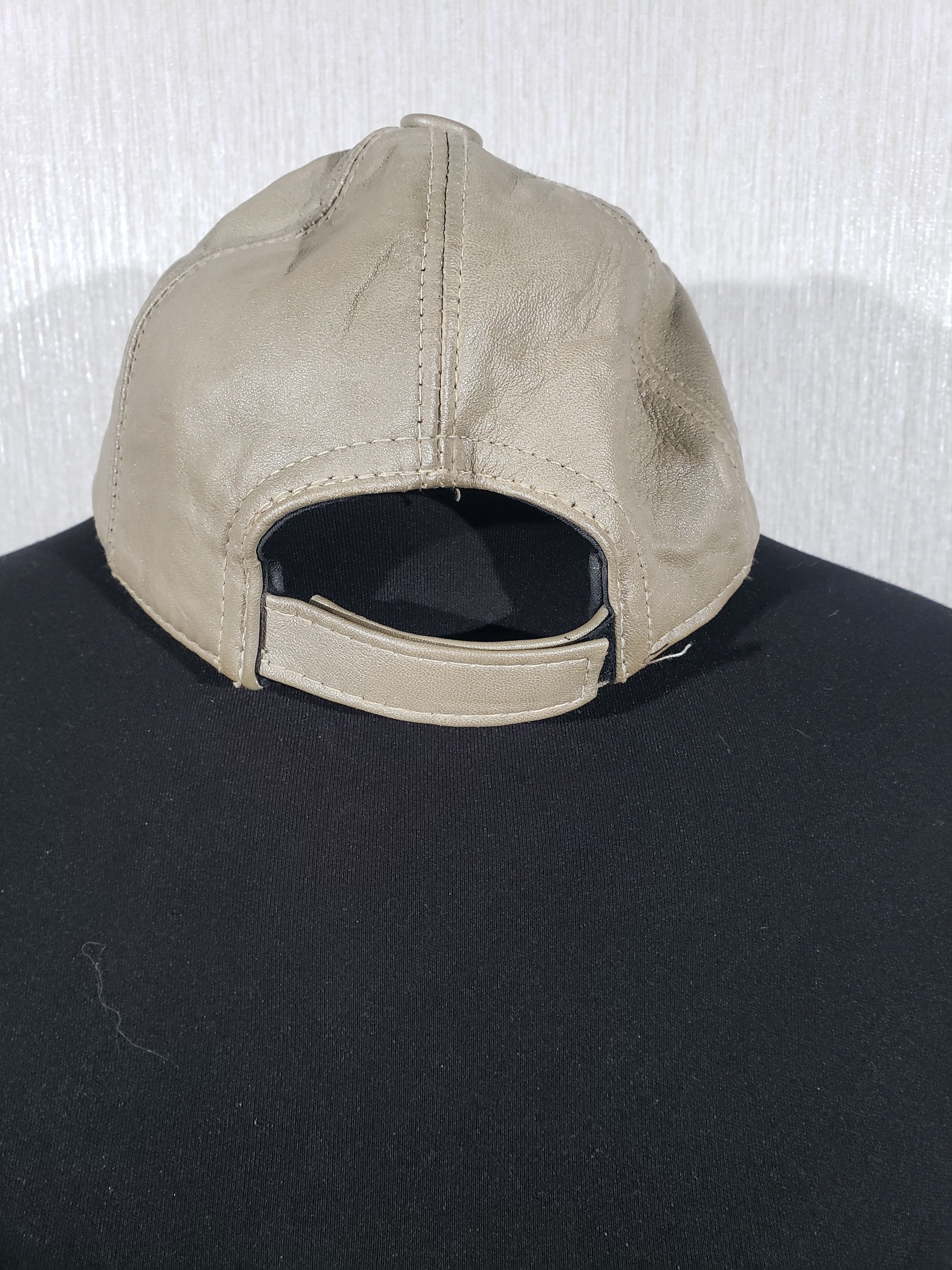 Designer × Genuine Leather Leather baseball cap. Size ONE SIZE - 3 Thumbnail