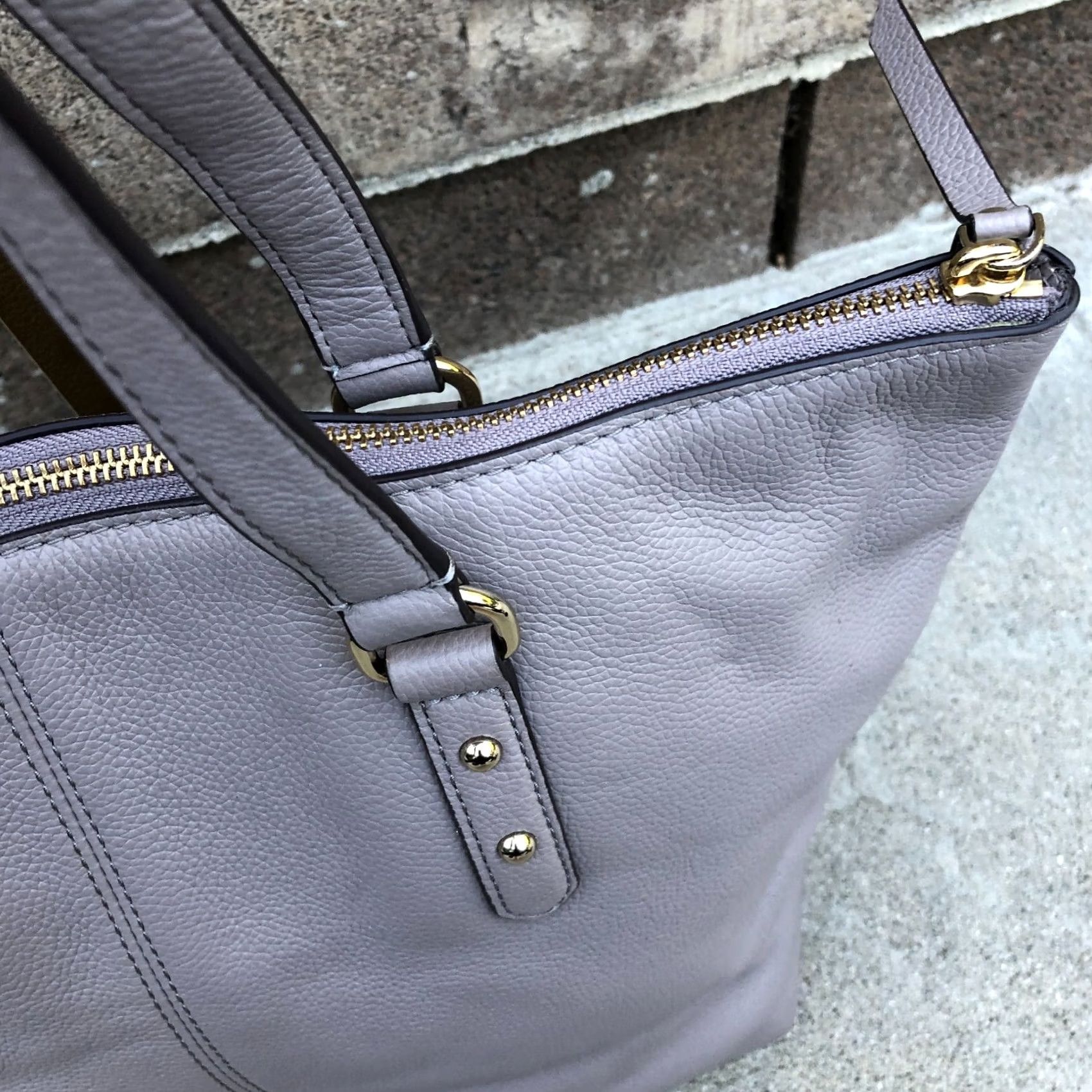 Vintage KATE SPADE Penny Larchmont Avenue Tote Purse Beige Leather Shoulder Hand Bag Women's Large 16 W x 10 H x 5 D Size ONE SIZE - 6 Thumbnail