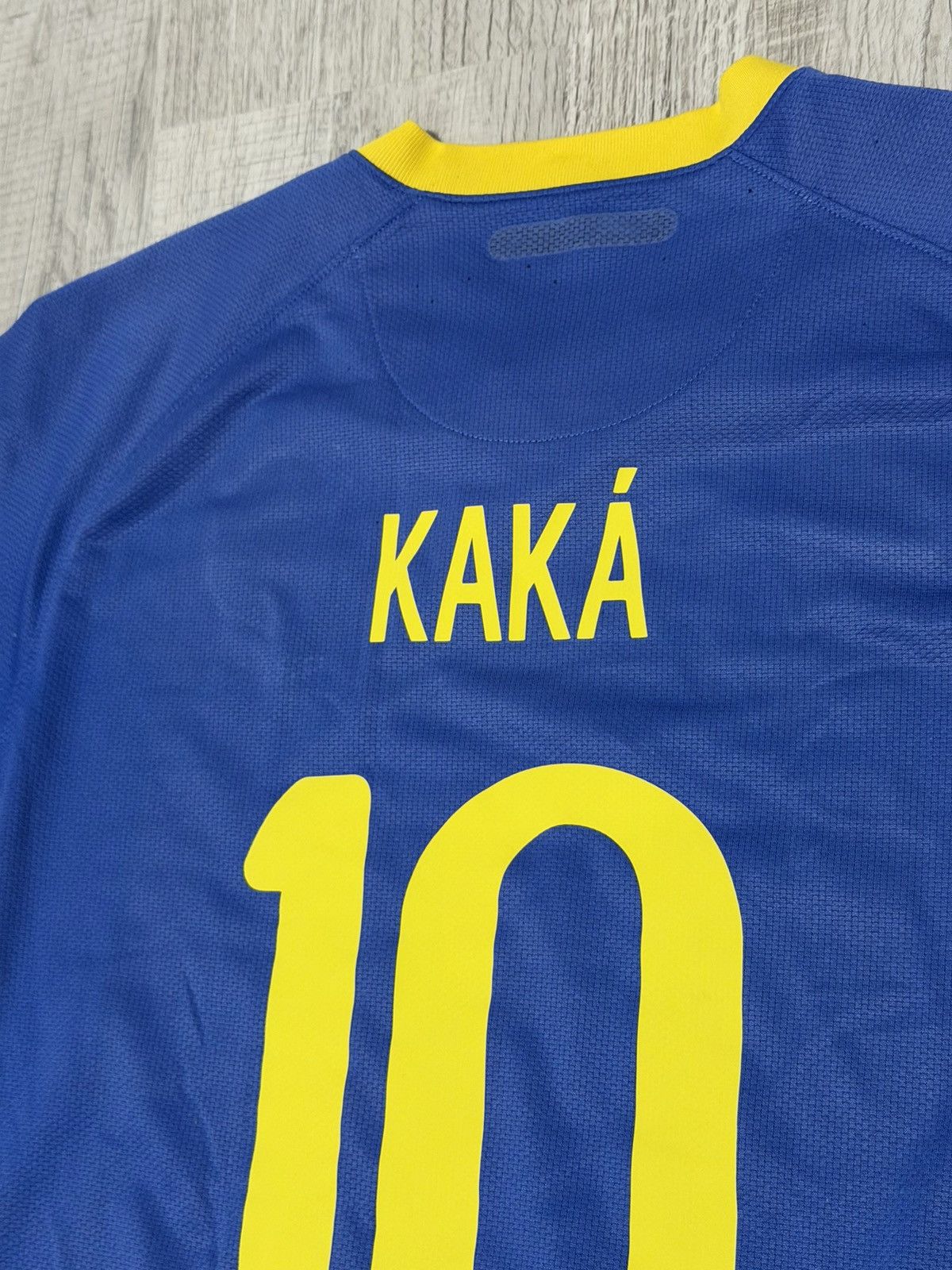 Nike Authentic Brazil Kaka Jersey 10/11 Size US S / EU 44-46 / 1 - 4 Thumbnail