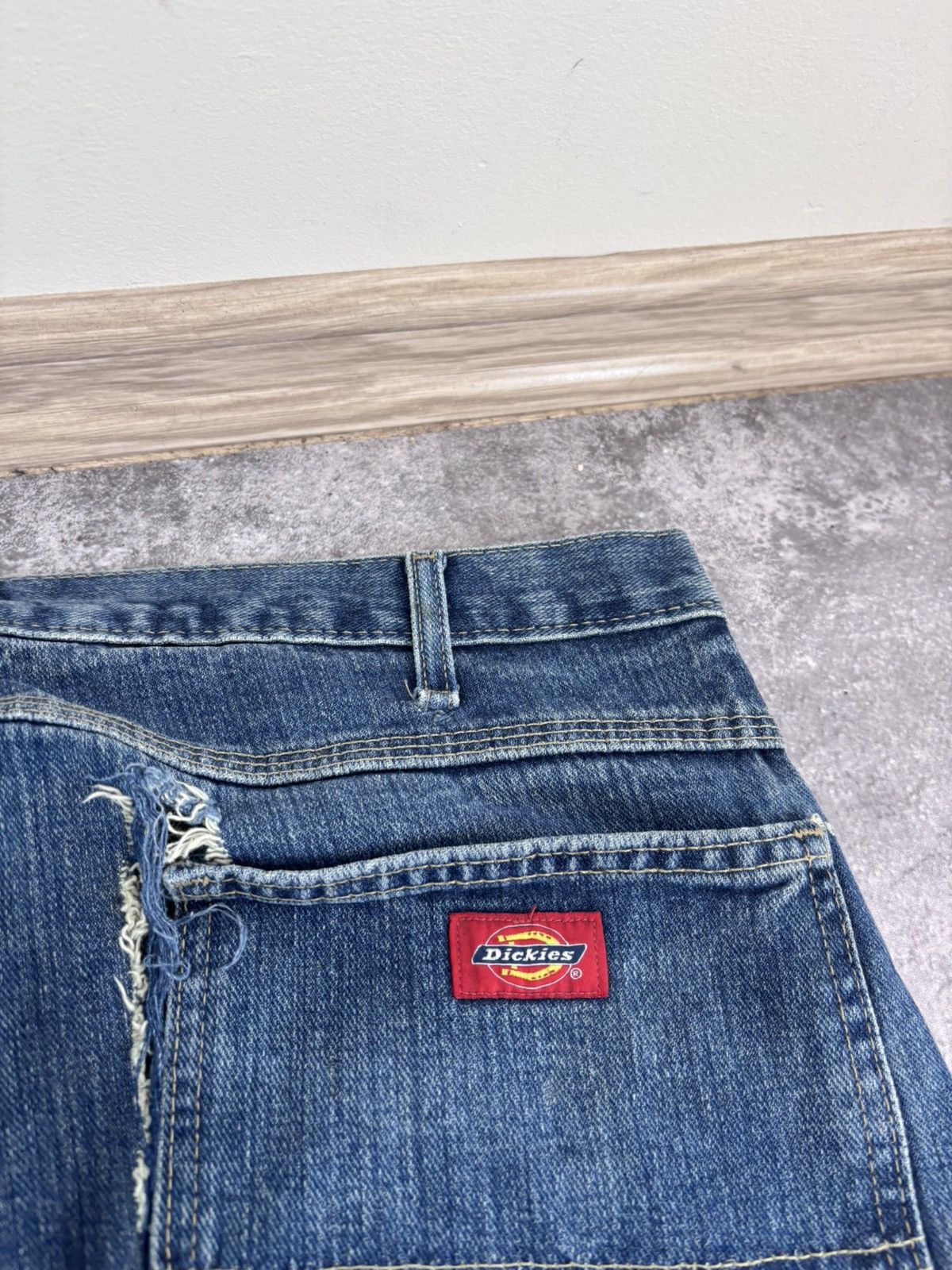 Dickies Dickies Men’s Denim Jeans Blue Distressed USA Workwear Size US 36 / EU 52 - 9 Thumbnail
