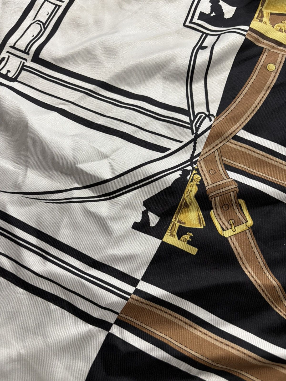 Burberry Vintage Burberrys Silk Scarf Two Lovers Belt Print Flaws 90s Size ONE SIZE - 6 Thumbnail
