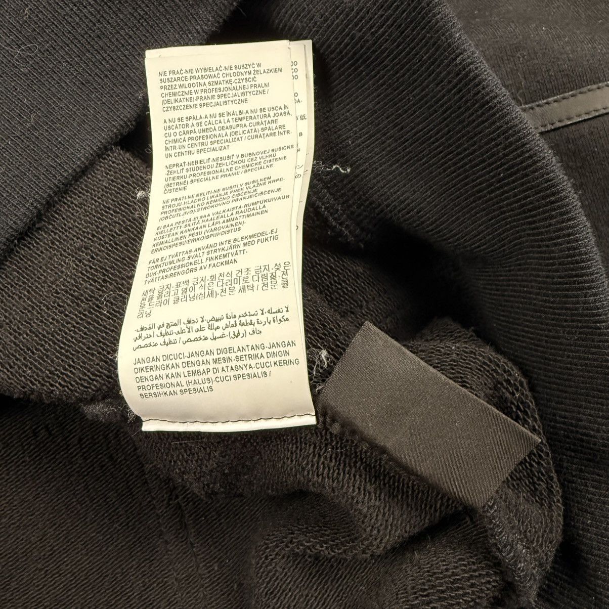 Versace Versace Black Big Leather Logo Crewneck Size US S / EU 44-46 / 1 - 6 Thumbnail