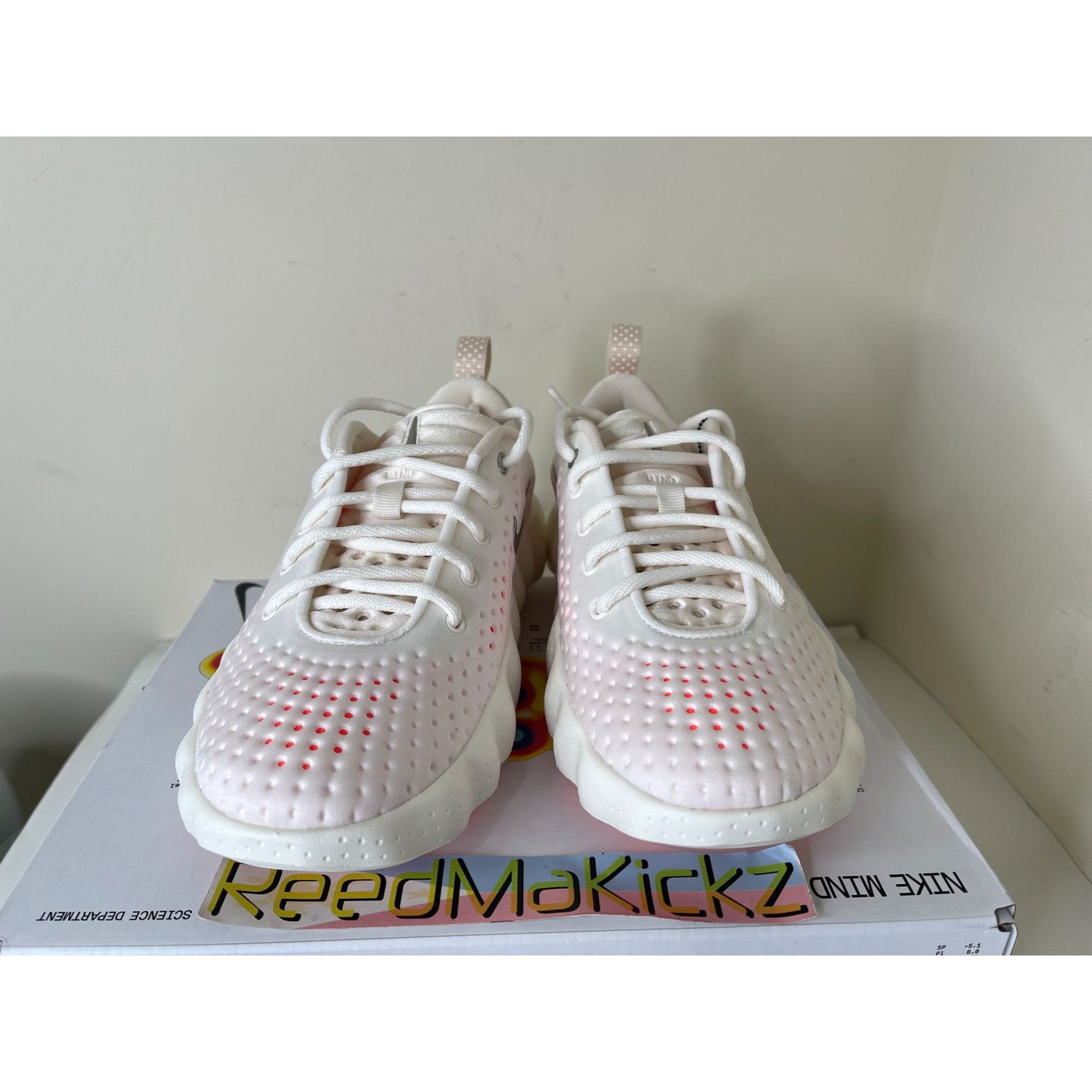 Nike Nike Mind 002 Sail Chrome Chalk Womens 8.5us Size US 8.5 / IT 38.5 - 3 Thumbnail