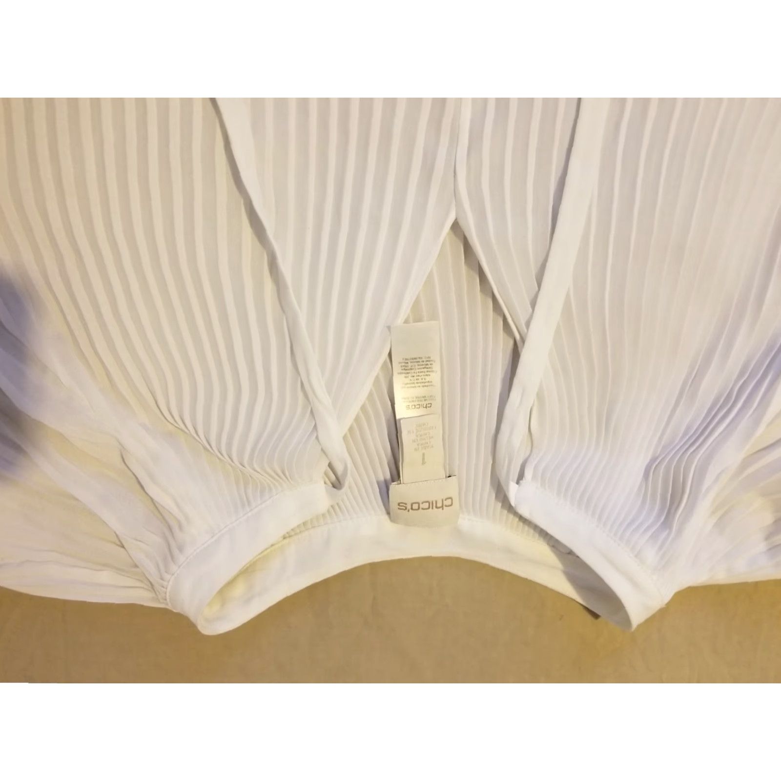 Vintage Chico's Shirt Blouse Womens 1 White Long Sleeve Size XS / US 0-2 / IT 36-38 - 2 Thumbnail