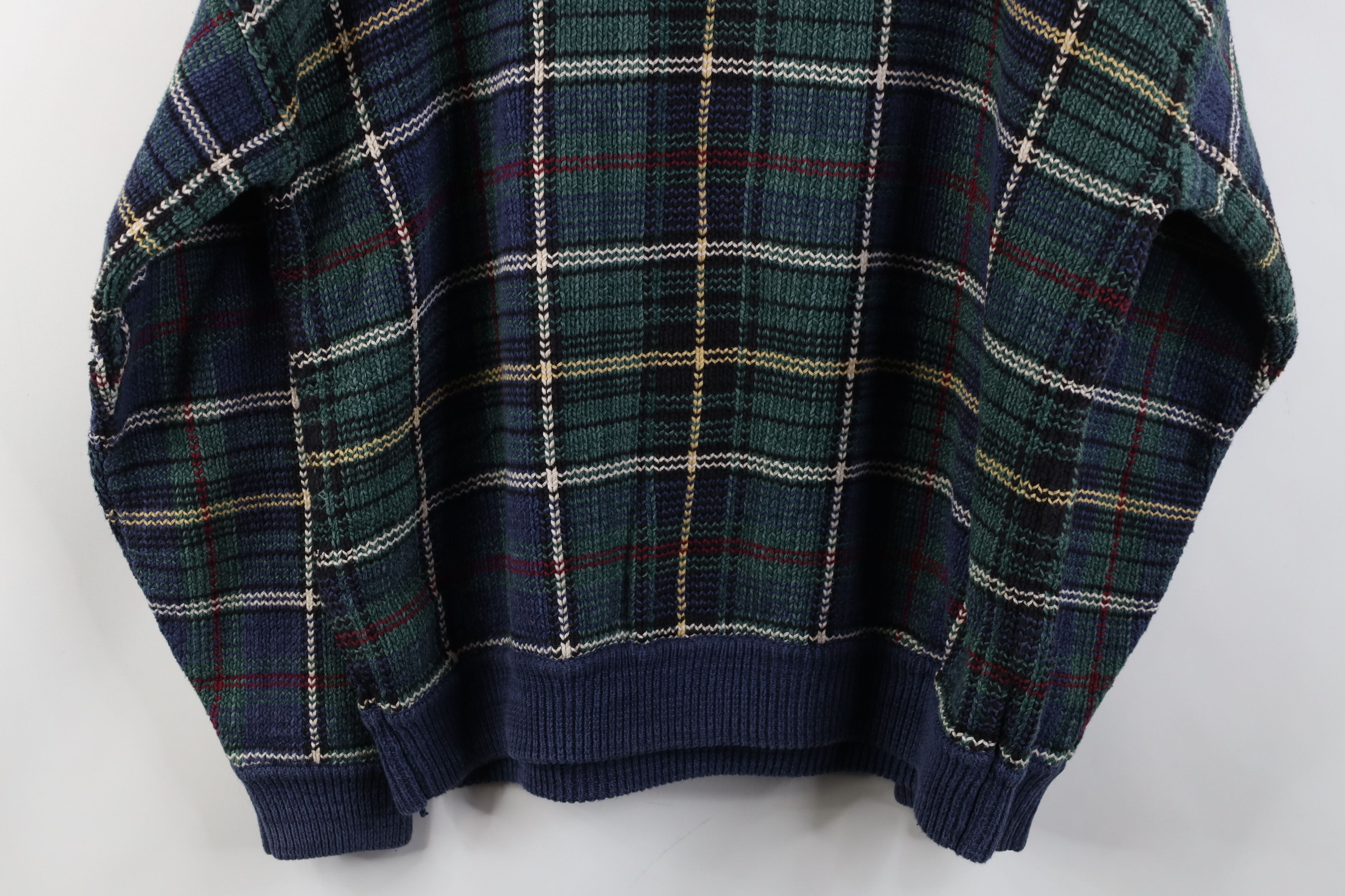 Izod Vintage 90s Izod Cotton Knit Crewneck Sweater Rainbow Plaid Size US L / EU 52-54 / 3 - 10 Thumbnail