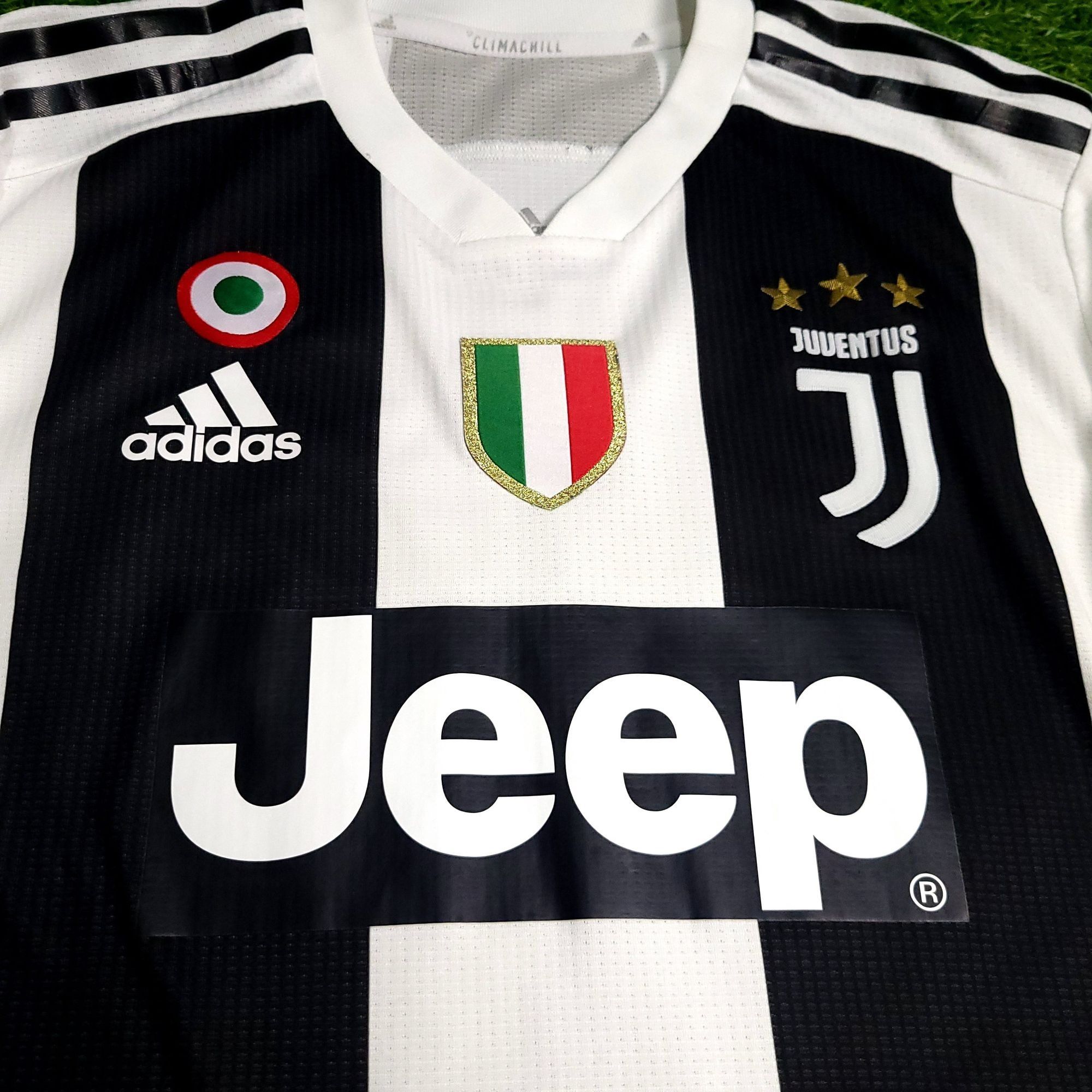Adidas Ronaldo Juventus 2018 2019 DEBUT PLAYER ISSUE Soccer Jersey Size US M / EU 48-50 / 2 - 3 Thumbnail