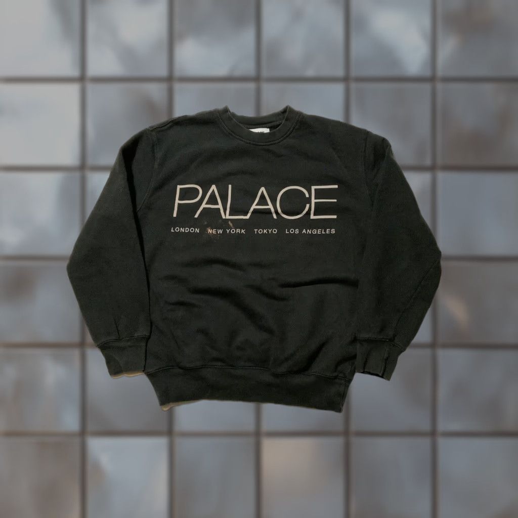 Palace VINTAGE Palace Skateboards Globaller World Tour Terry Cotton Crewneck Sweatshirt Sz. S Black Men's Sweatshirt Crewneck Pullover 50in Chest 27in Length Size US S / EU 44-46 / 1 - 1 Thumbnail