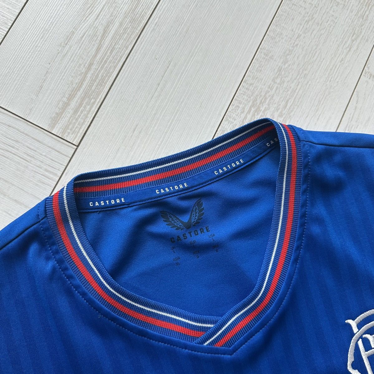 Castore Rangers FC Home Jersey 22/23 Castore soccer y2k hype footbal Size US L / EU 52-54 / 3 - 8 Thumbnail