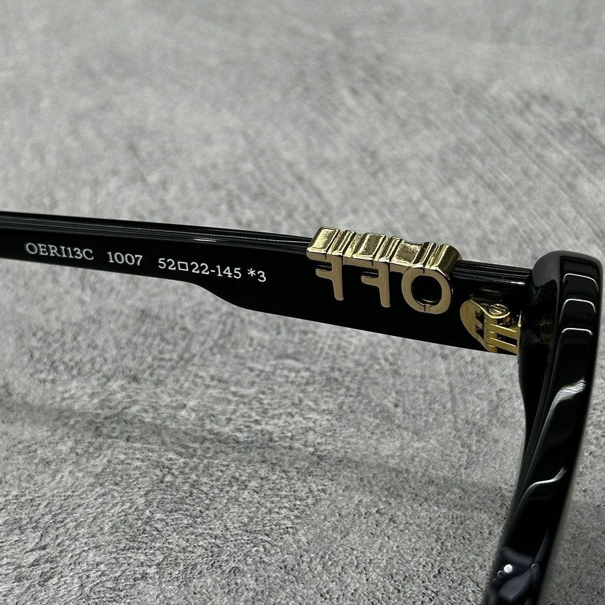 OFF WHITE RENTON SUNGLASSES