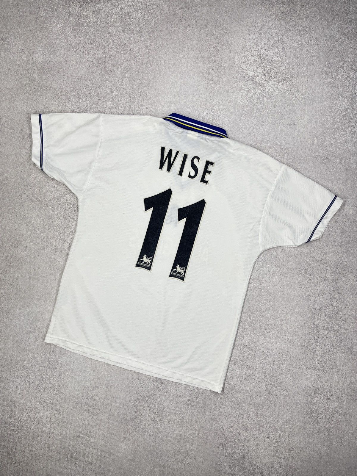 Umbro Umbro Chelsea Wise 11 Autoglass 1998/2000 Soccer Jersey Size US S / EU 44-46 / 1 - 6 Thumbnail