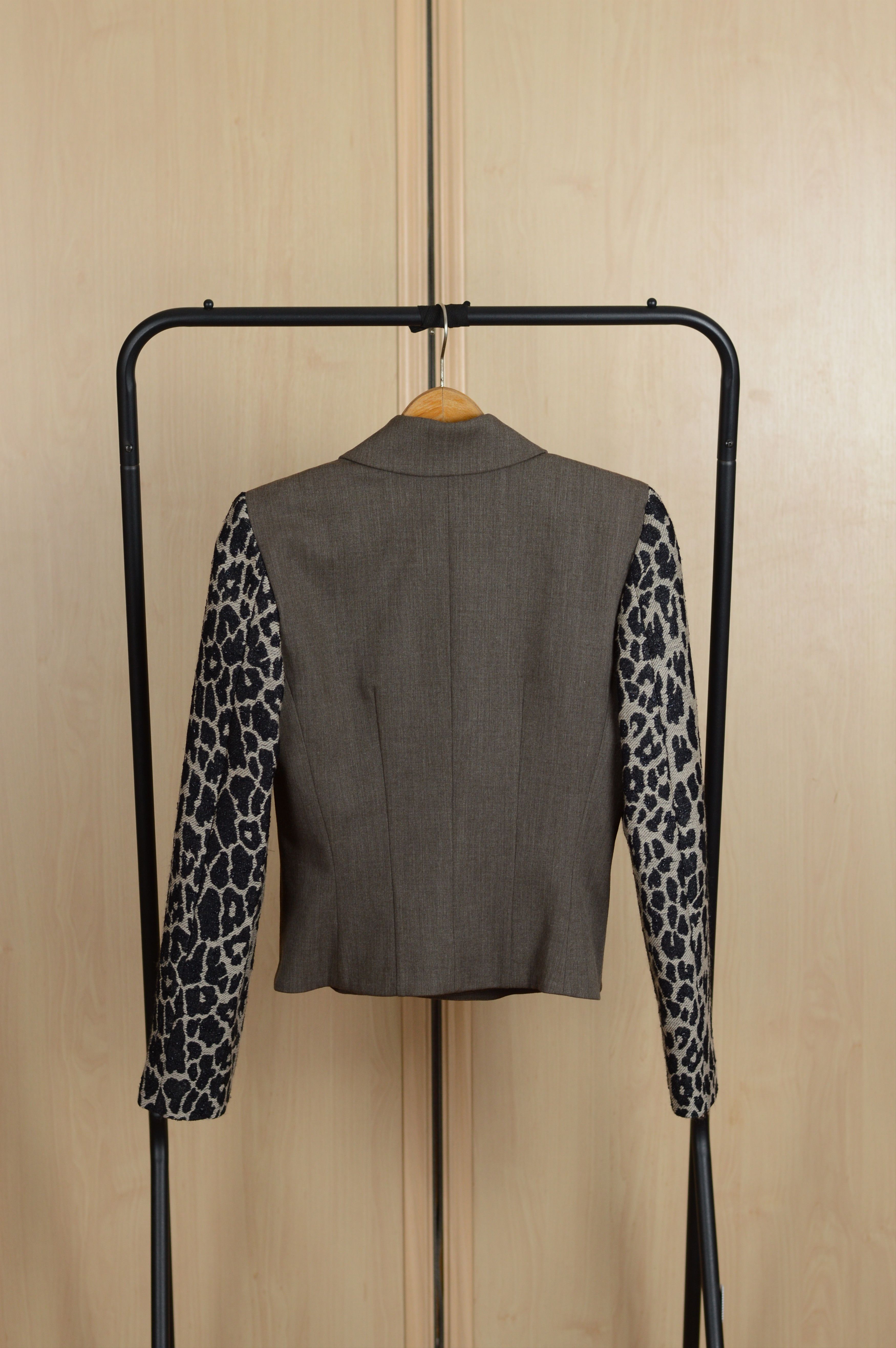 Designer × Vintage Vintage Ozbek Blazer Leopard Sleeves Made in Italy Size M / US 6-8 / IT 42-44 - 5 Thumbnail