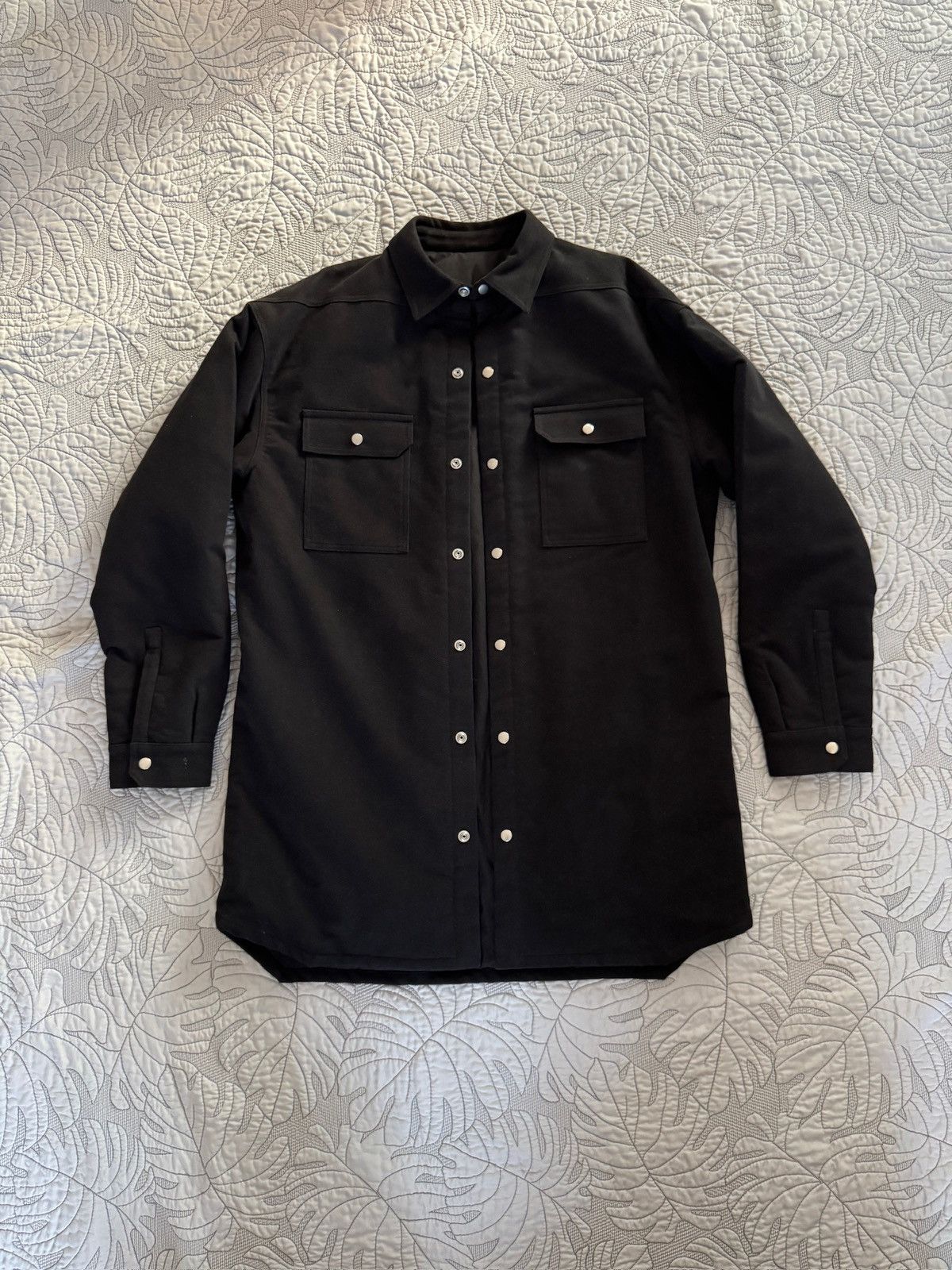 ジャケット・アウター RICK OWENS PUDDED OVERSIZED OUTERSHIRT Oversized Outershirt in Black/Dust – SVRN