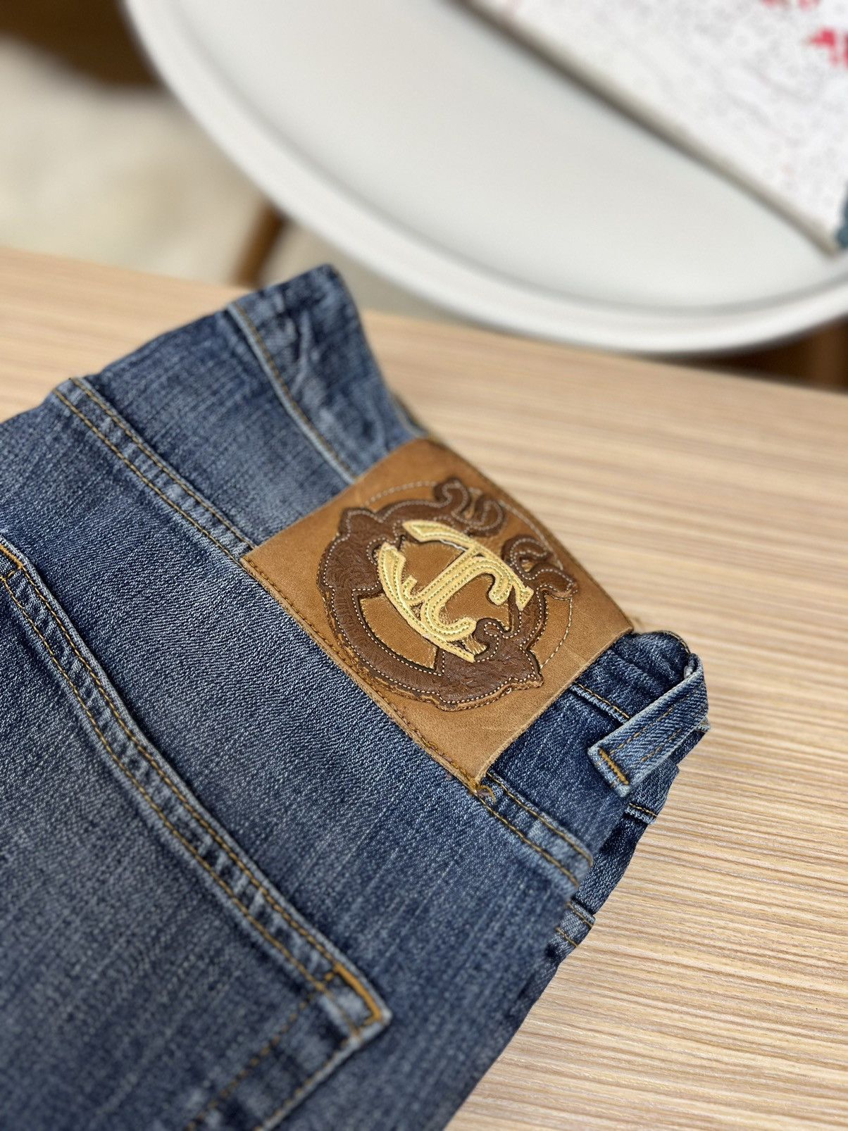 Just Cavalli × Roberto Cavalli Just Cavalli 2000’s Flared Faded Denim Jeans Size US 36 / EU 52 - 3 Thumbnail