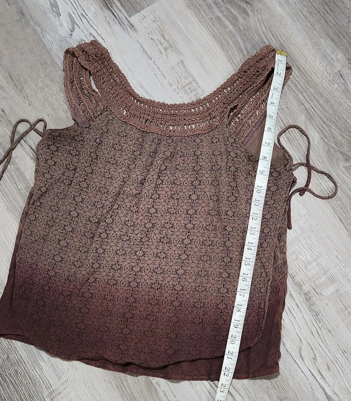 Designer Gimmicks By BKE Tank Top Pink Mauve Ombre Crochet Knit Boho Size XS / US 0-2 / IT 36-38 - 6 Thumbnail