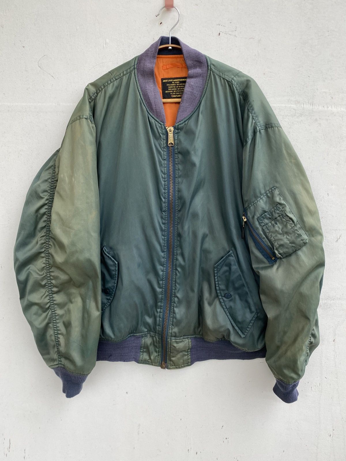 Vintage Vintage Military Bomber Jacket (Sun Faded) Size US XL / EU 56 / 4 - 2 Thumbnail