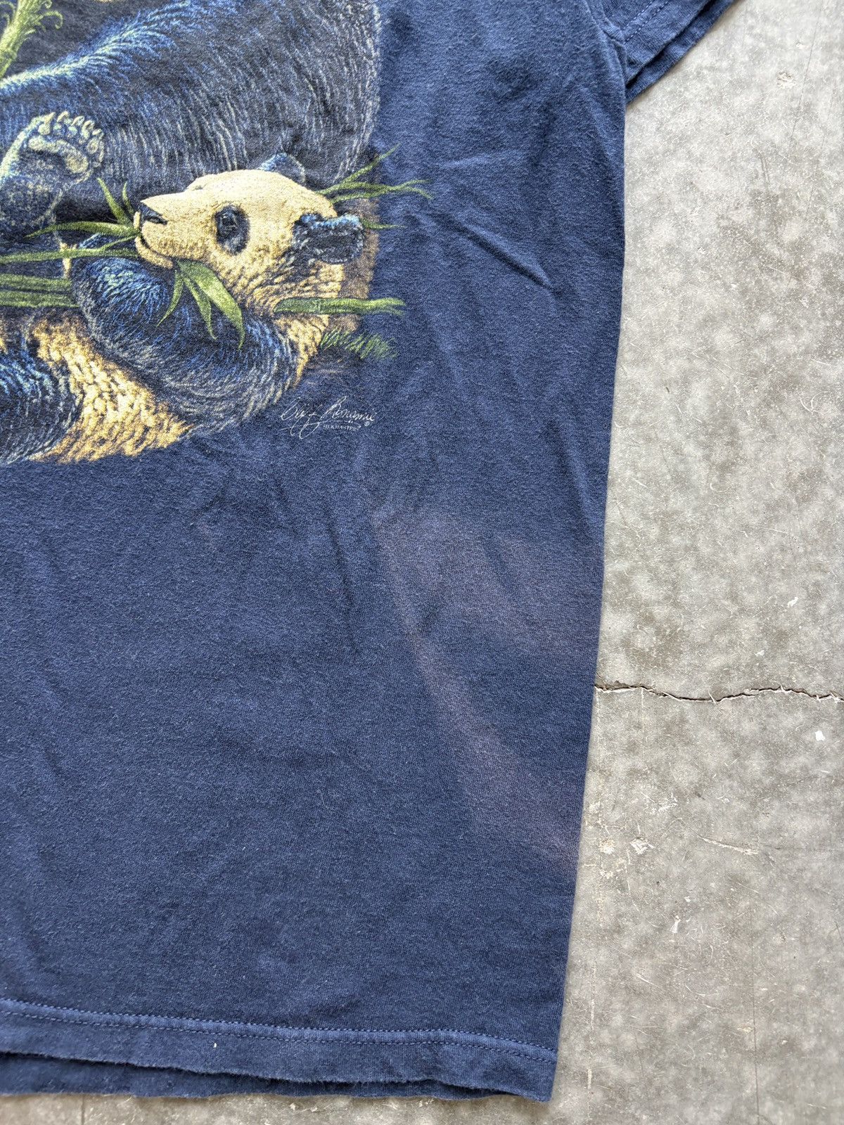 Vintage Vintage 90s Giant Panda Graphic Tee Size US L / EU 52-54 / 3 - 5 Thumbnail