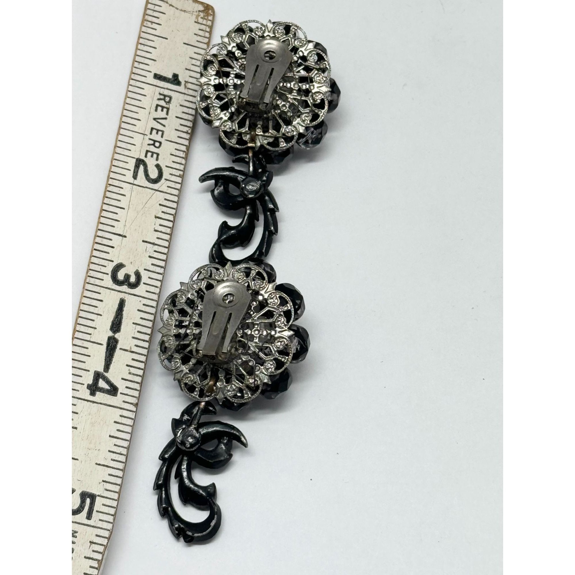 Vintage Vintage black crystal beaded rhinestone earrings Size ONE SIZE - 5 Thumbnail