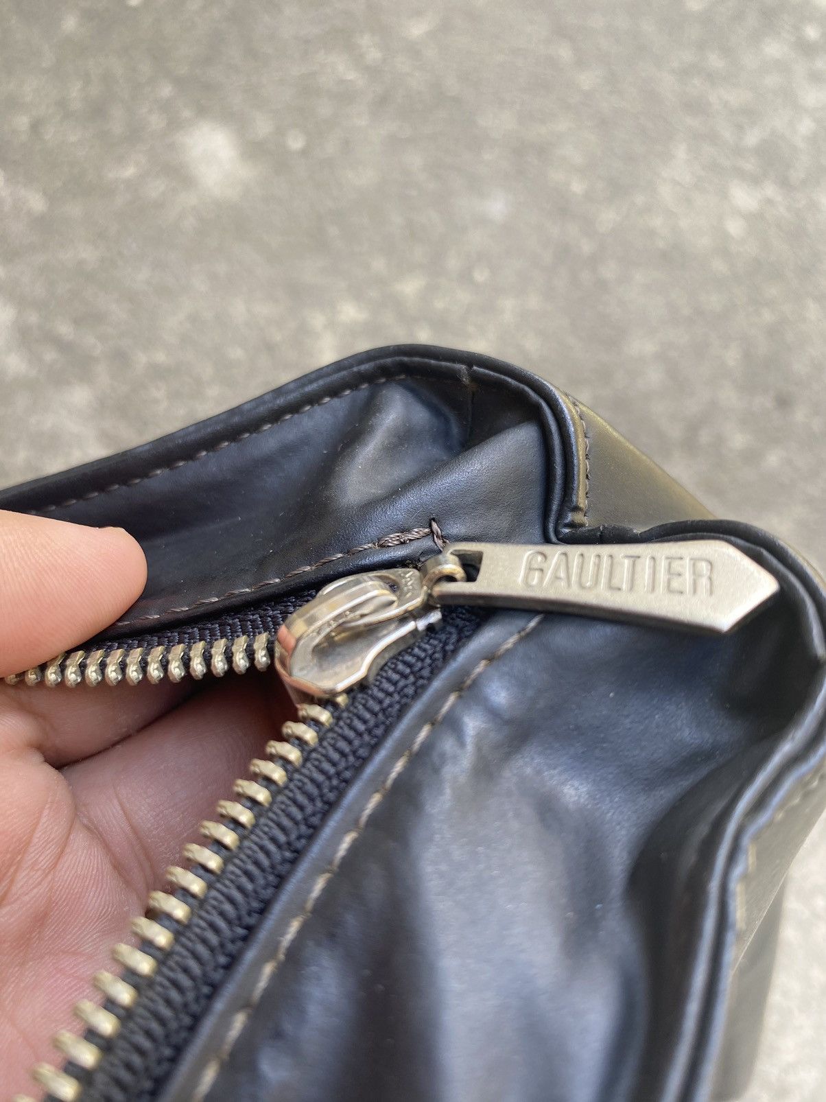 Jean Paul Gaultier × Vintage Jean Paul Gaultier 90s Leather Clutch Bag Size ONE SIZE - 4 Thumbnail