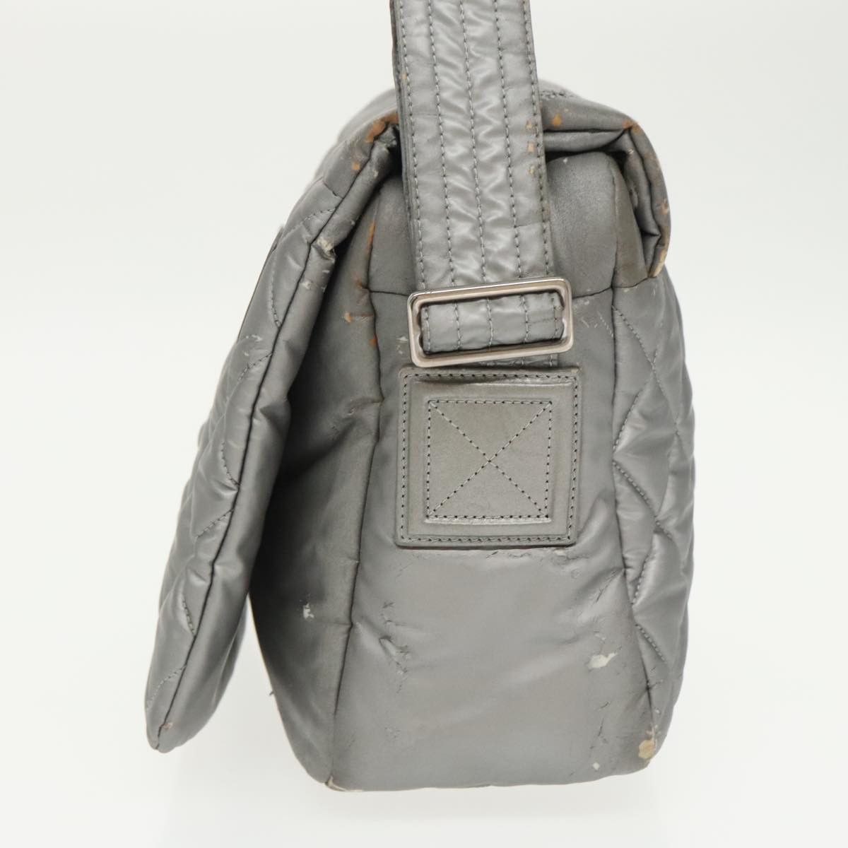 Chanel CHANEL Coco Cocoon Shoulder Bag Silver CC Size ONE SIZE - 3 Thumbnail