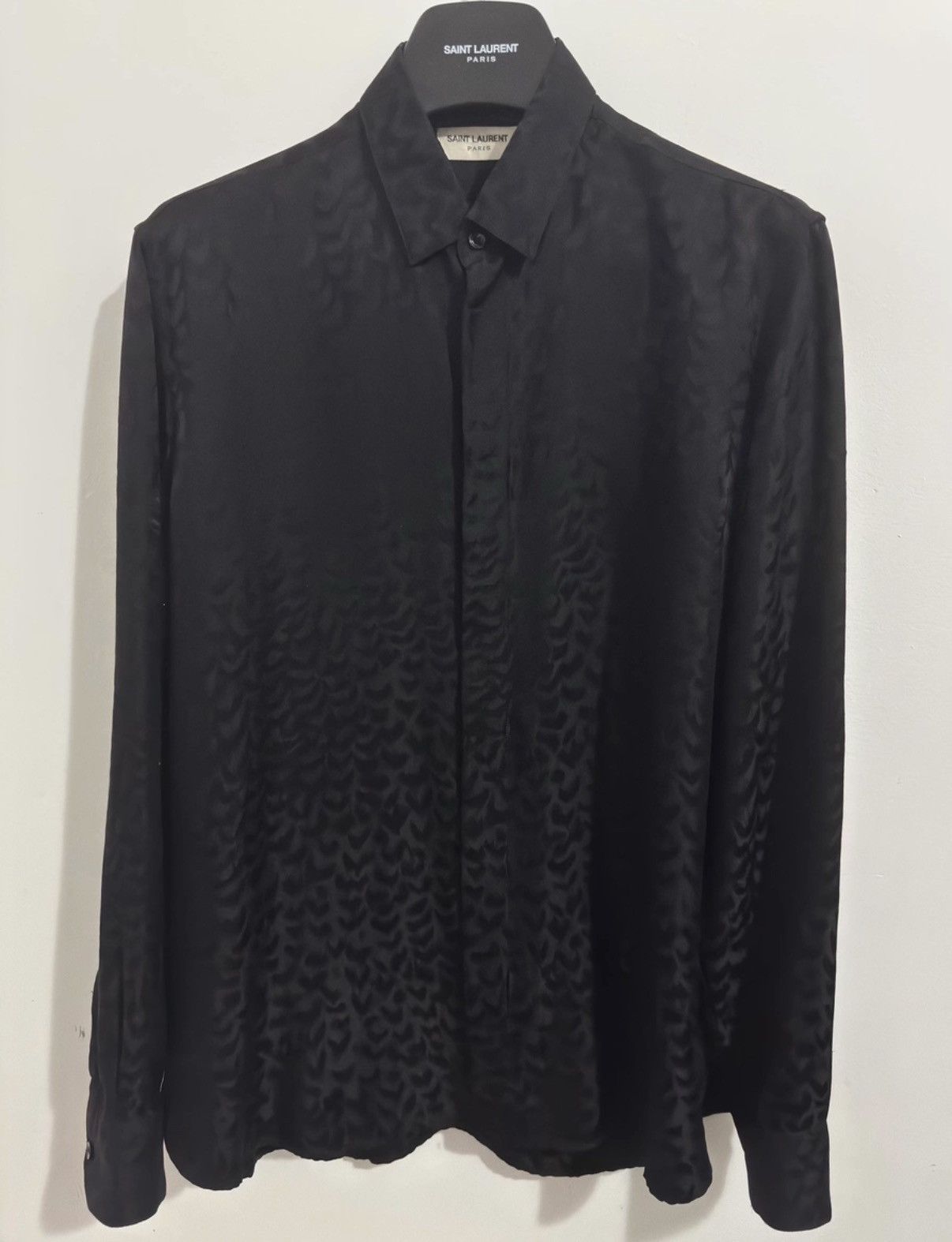 Saint Laurent Paris Saint Laurent Runway Silk Heart Dark Leopard Print Shirt Size US L / EU 52-54 / 3 - 1 Thumbnail