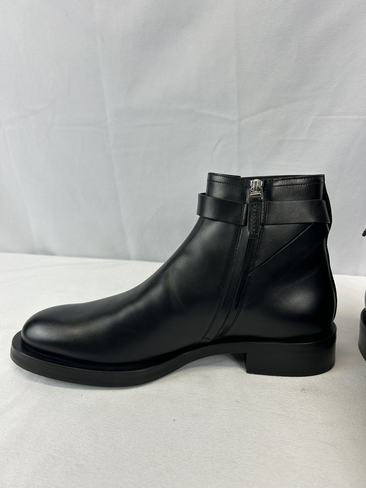 Givenchy Givenchy Lock Ankle Boots In Leather Size US 12 / EU 45 - 4 Thumbnail