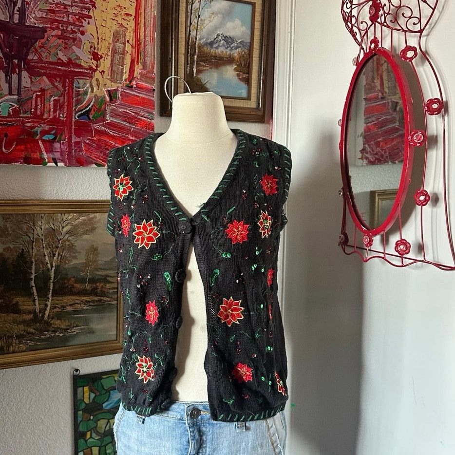 Basic Editions holiday editions christmas black green red knit vest Size S / US 4 / IT 40 - 1 Thumbnail