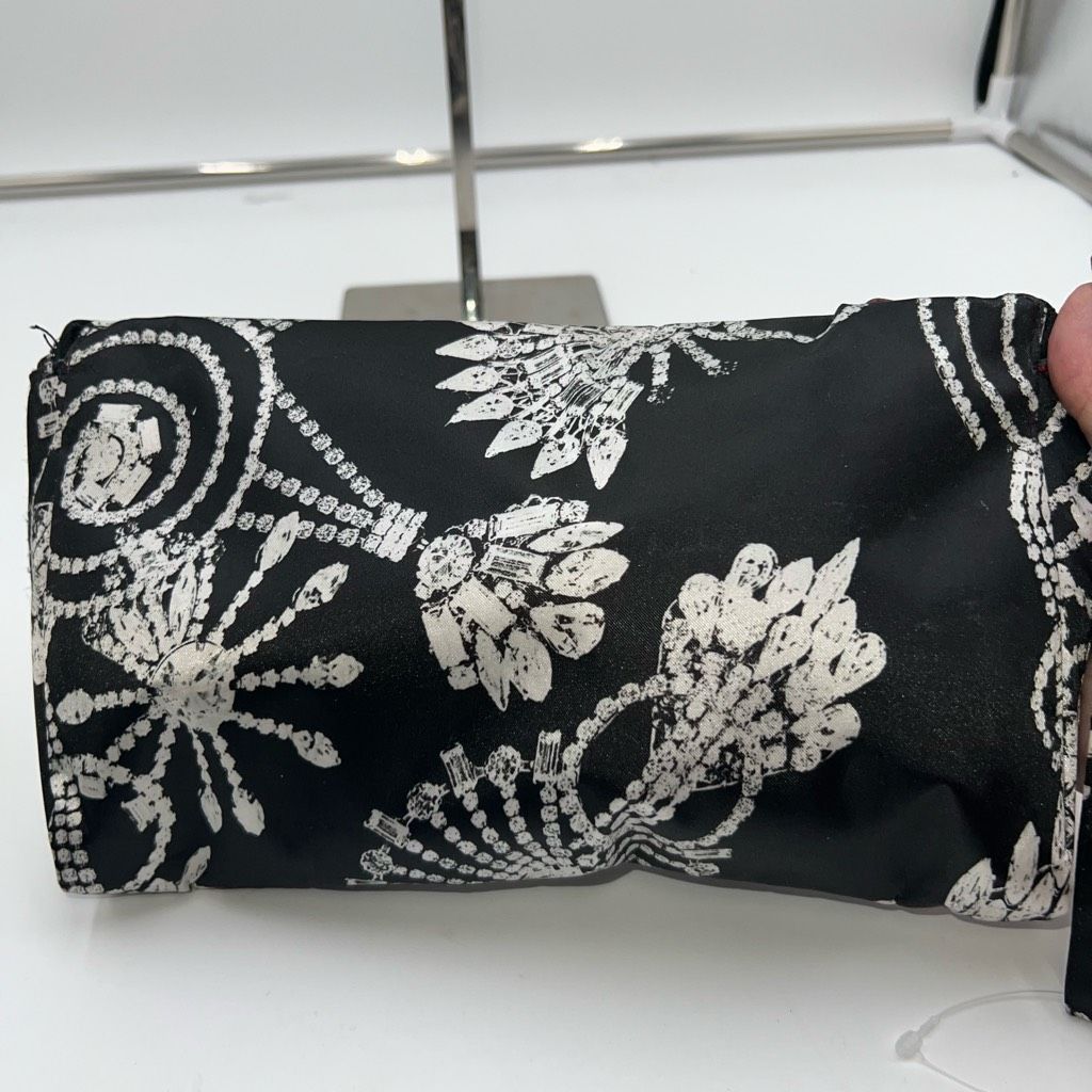 Other Erickson Beamon Satin and Rhinestoned Wristlet Pouch Size ONE SIZE - 6 Thumbnail