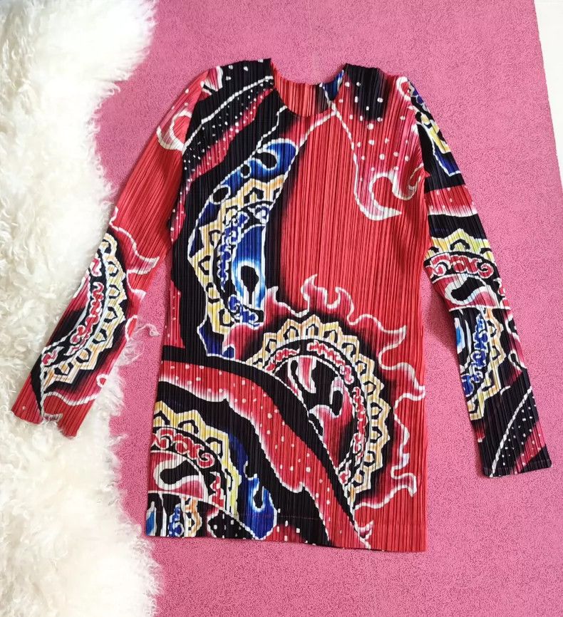 Issey Miyake Issey Miyake Pleated Dragon Print Top - dmc Size US M / EU 48-50 / 2 - 1 Thumbnail