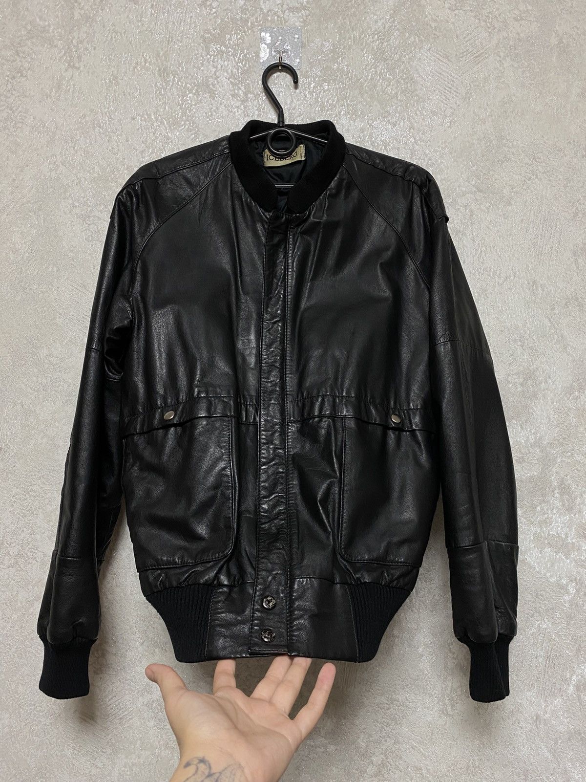 Iceberg Iceberg vintage MA-1 leather bomber jacket Size US M / EU 48-50 / 2 - 5 Thumbnail