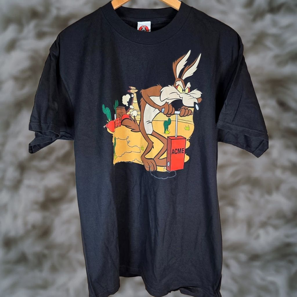 Mexicana × Vintage 90s Looney Tunes Cruz Azul Coyote Wild E