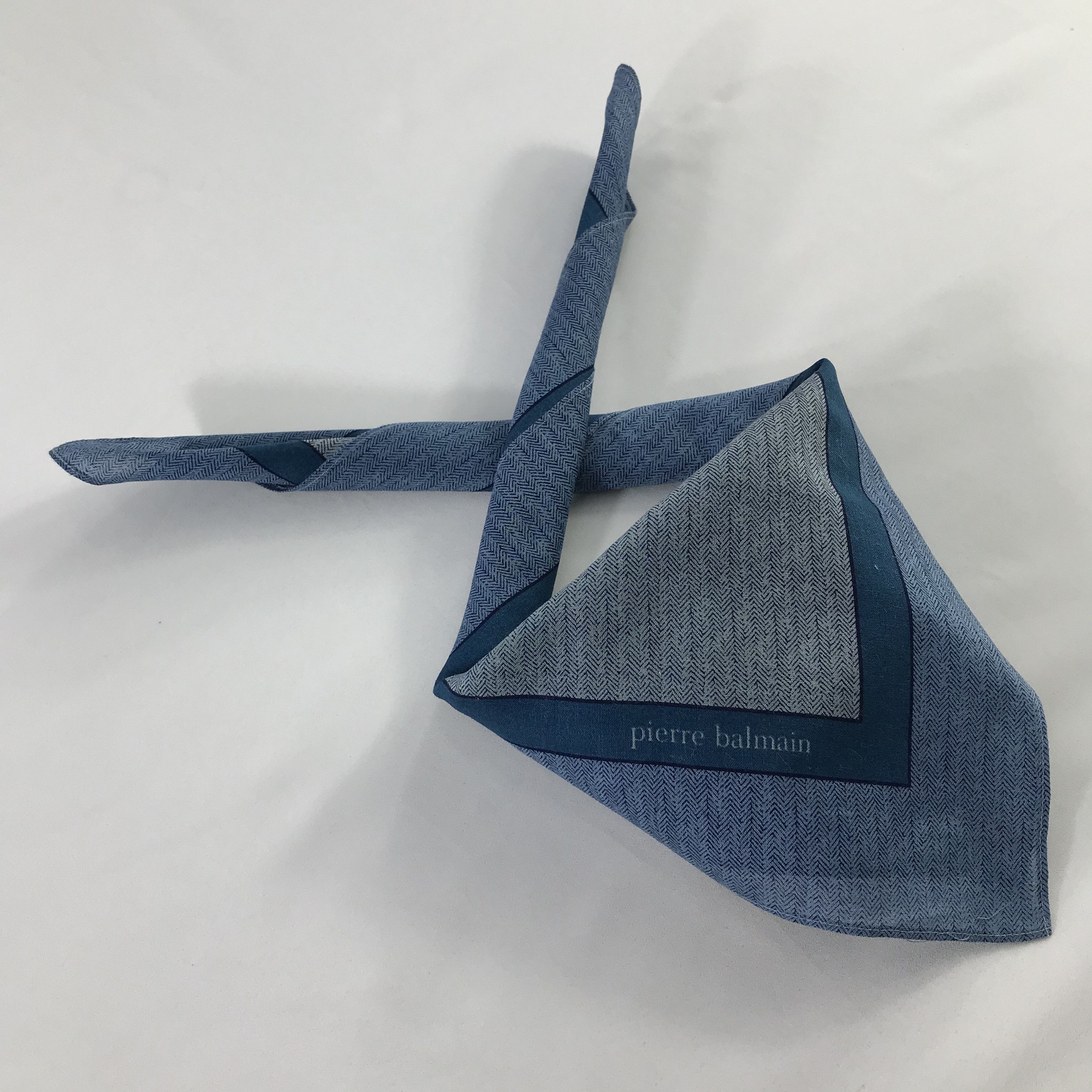 Pierre Balmain × Vintage Pierre Balmain Bandana / Handkerchief / Neckerchief - S377 Size ONE SIZE - 2 Thumbnail