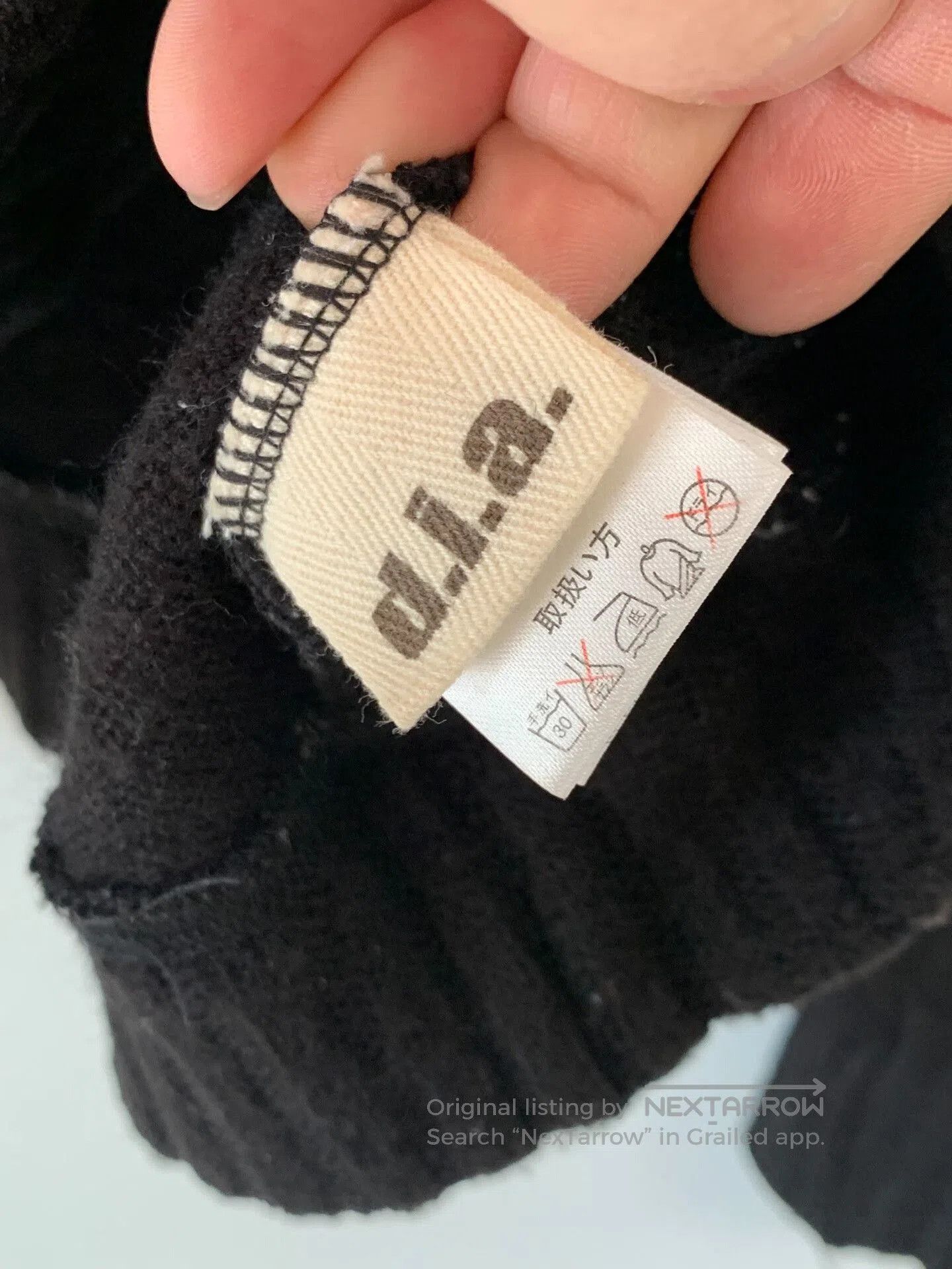 D.A.T.E. d.i.a Black T-shirt with Decorative Buttons. Size M / US 6-8 / IT 42-44 - 8 Thumbnail