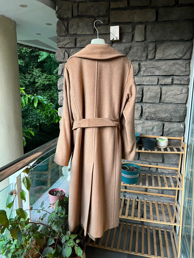 Max Mara Max Mara Camel coat, classic camel Size M / US 6-8 / IT 42-44 - 2 Thumbnail