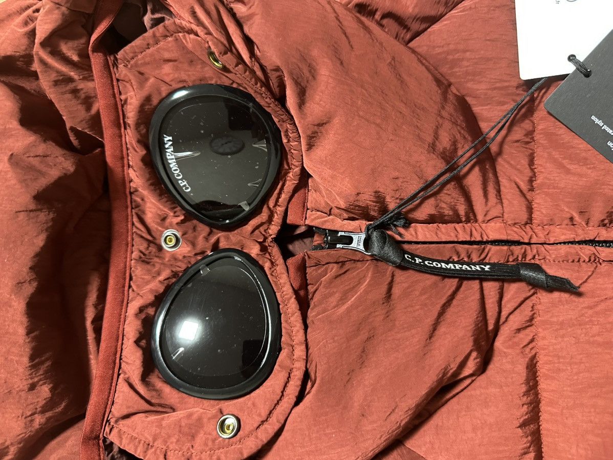 C.P. Company C.P. Company Hooded Down Goggle Jacket Cherry Red Size 46(S) Size US S / EU 44-46 / 1 - 9 Thumbnail